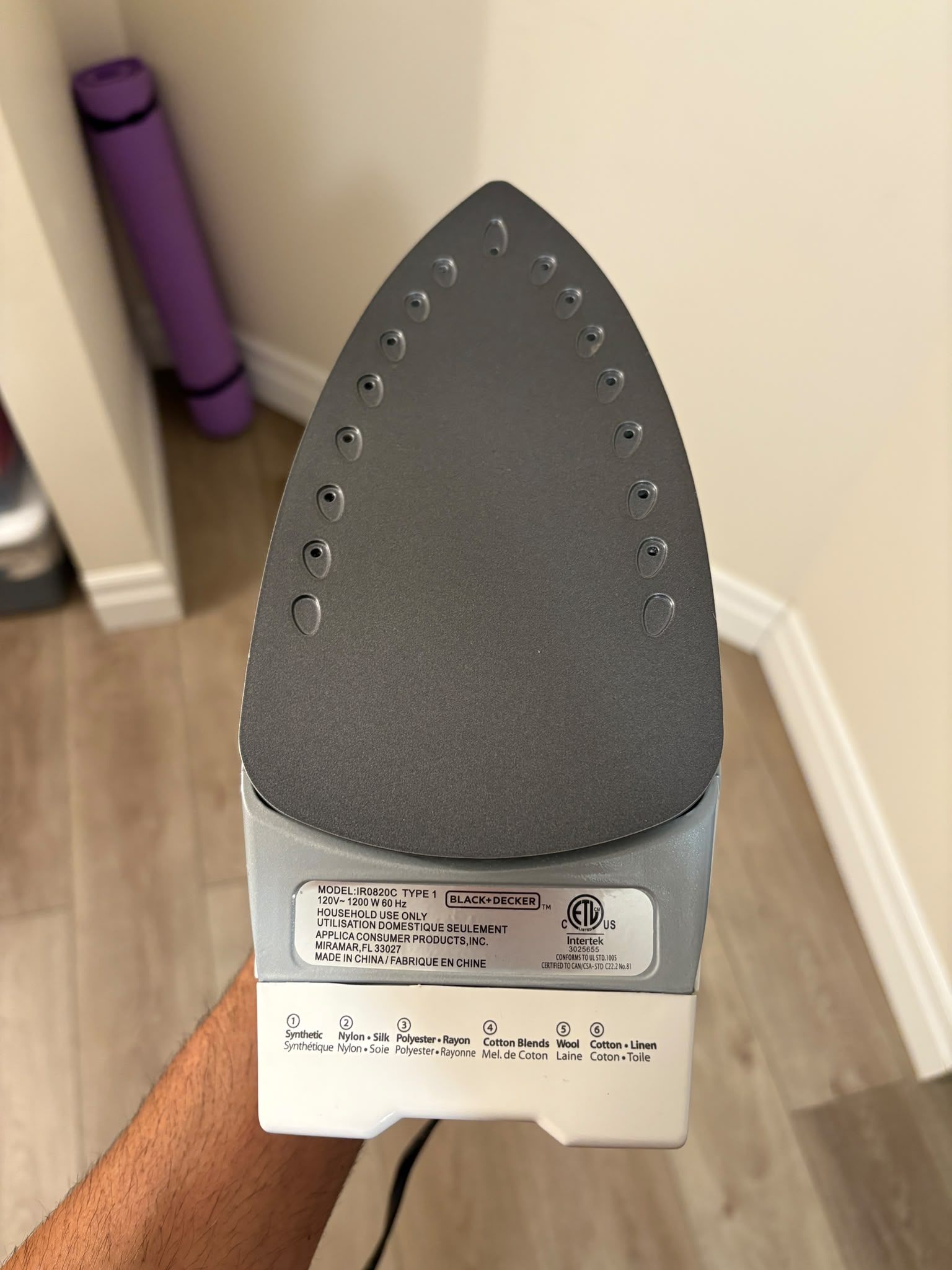 BLACK+DECKER Steam Iron – Excellent Working Order - photo 2