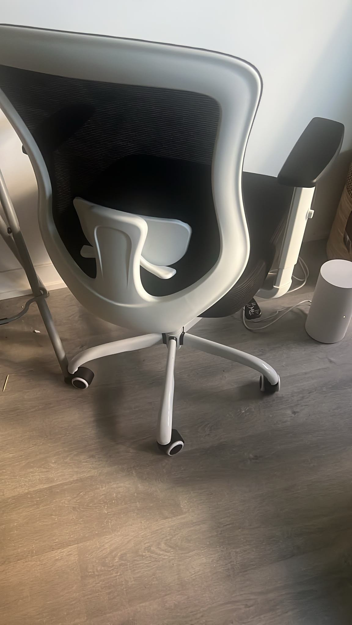 office chair - photo 2