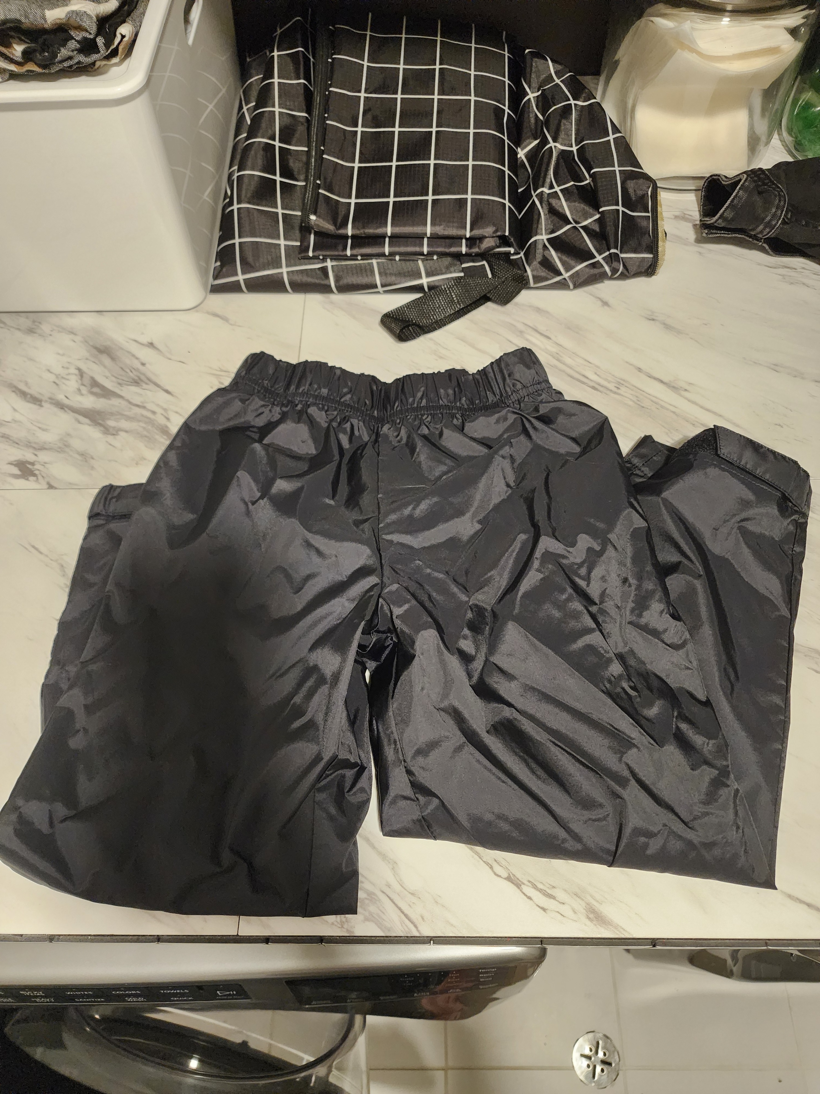 Kids size S rain/cold pants (measurements in ad)