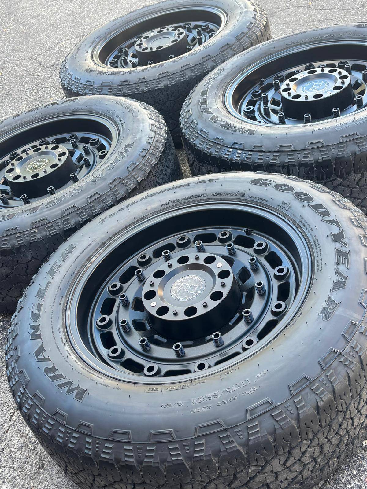 20"BlackRhino(8x165)+Goodyear A/T- RAM 2500/3500/Hummer/Sierra/S