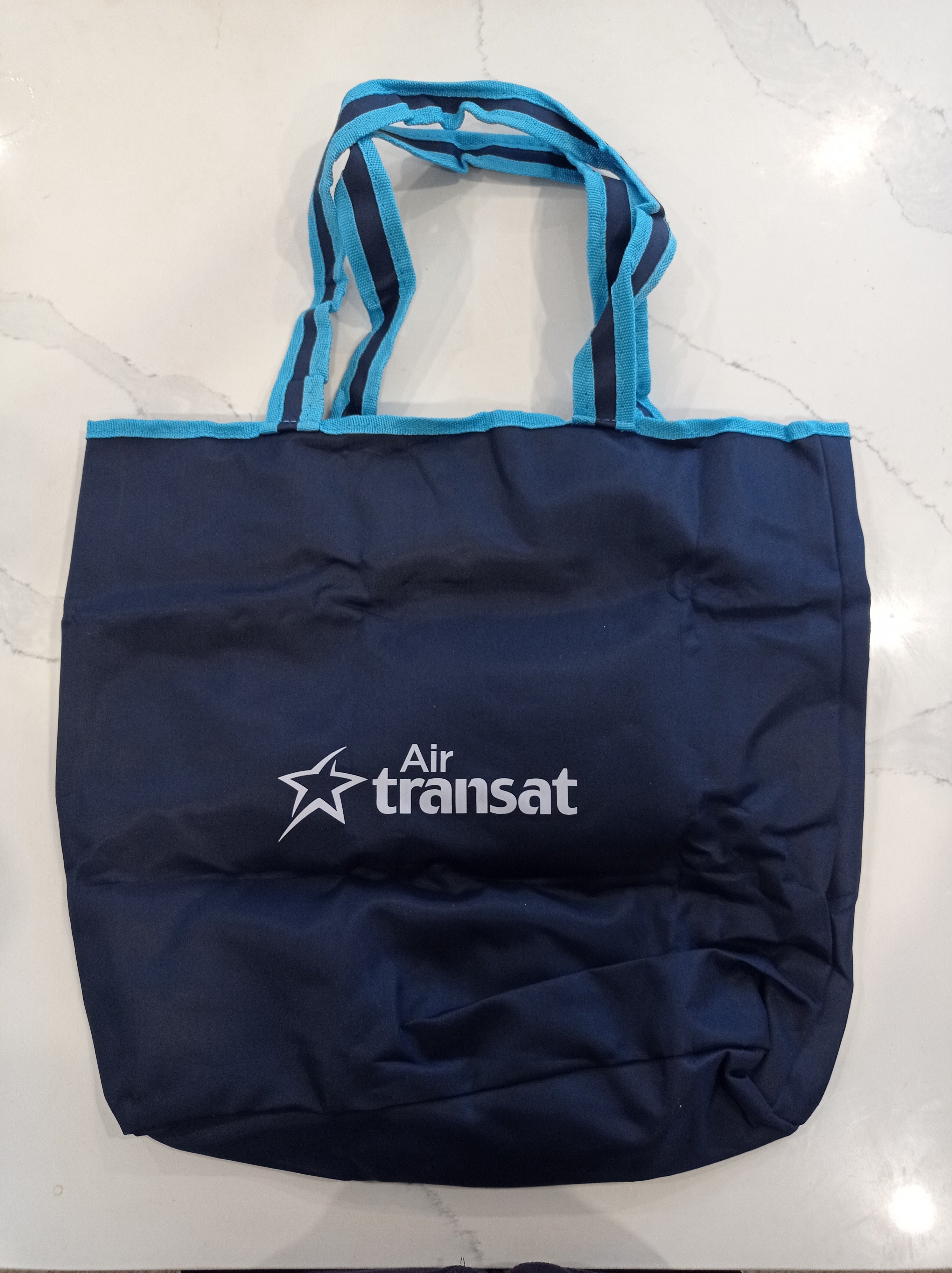 Brand New Air Transat Foldable Tote Bag with Zip Pouch - photo 2
