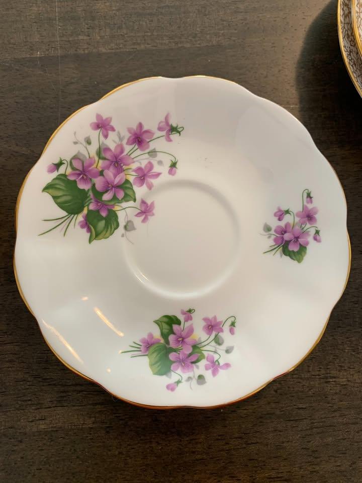 Royal Albert Bone China Teacup & Saucer - photo 4
