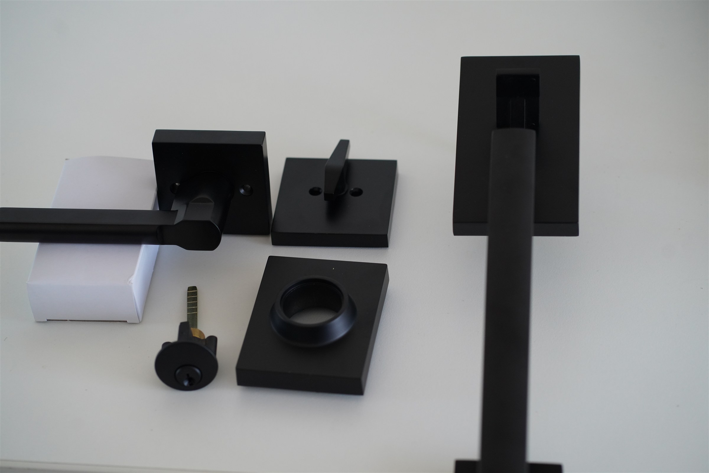 New DT08 Front Door Handleset - Matte Black or Satin Nickel - photo 3
