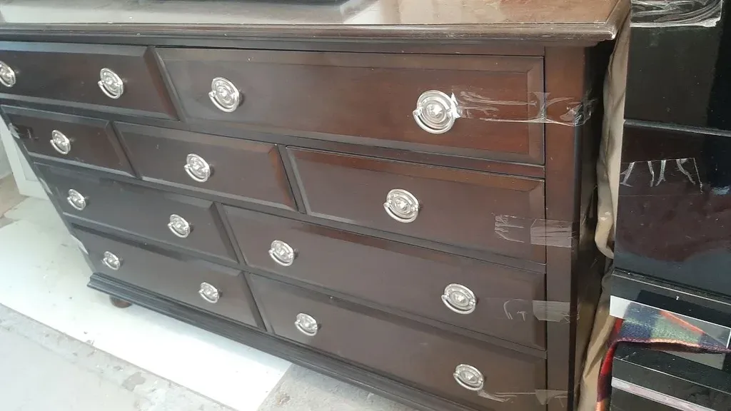 Dark Wood Nine-Drawer Dresser - photo 5