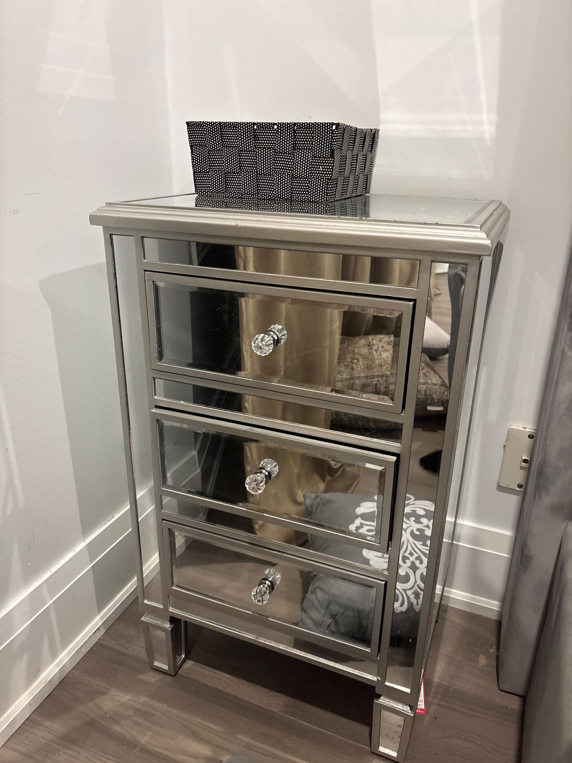 Mirrored Nightstand / Side Table - Silver Glam 3 Drawer - photo 2