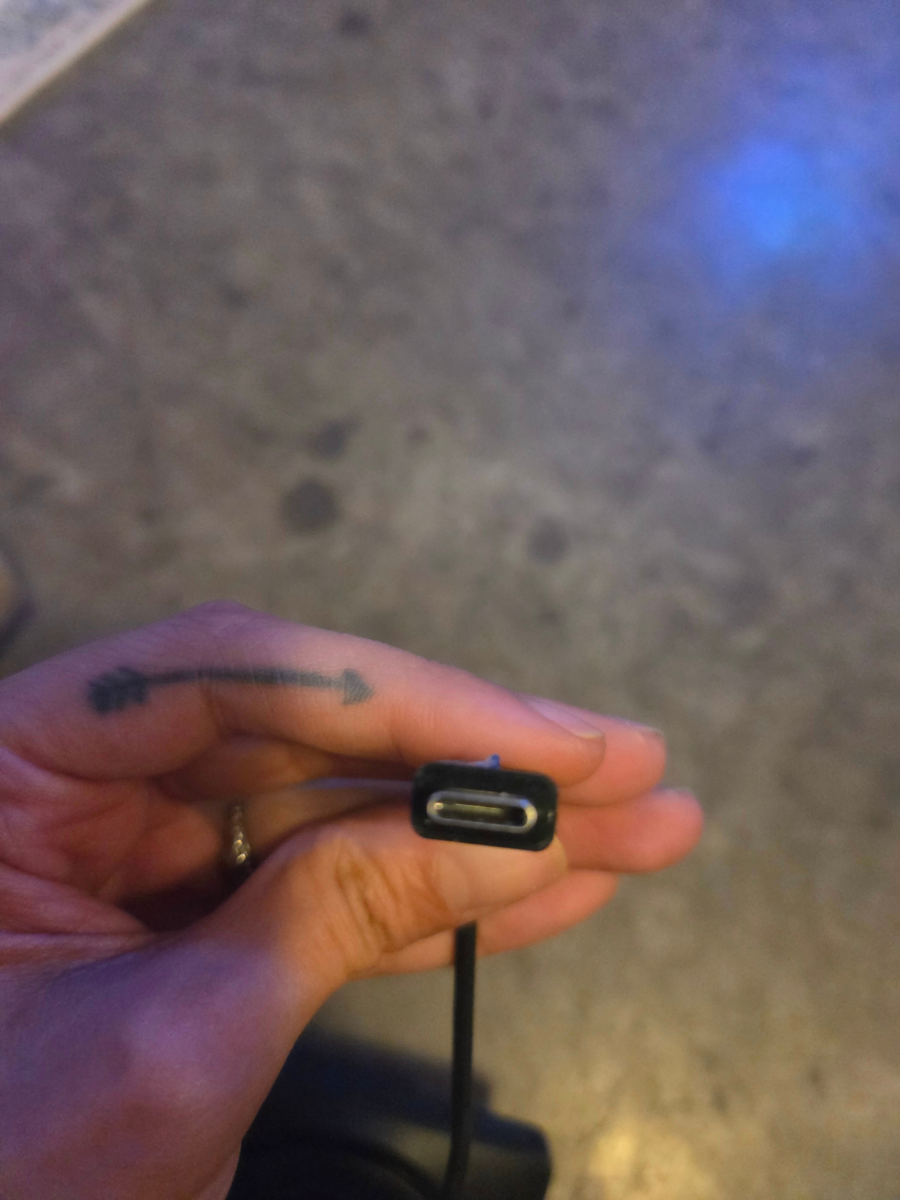 Belkin BoostCharge Pro Fast Charger for Apple Watch 10 9 AirPod… - photo 4