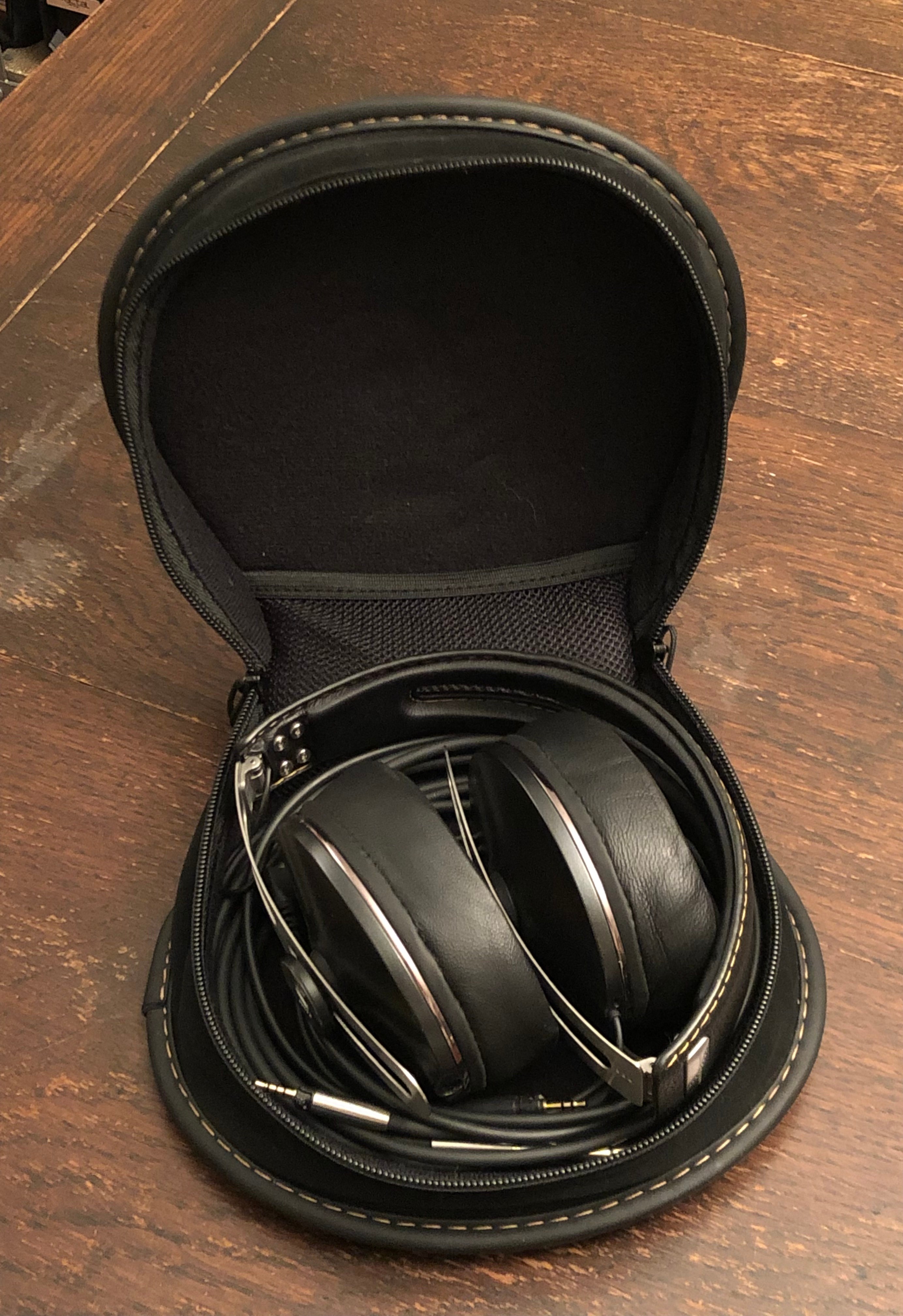 Sennheiser HD1 Over-Ear Folding Wired headphones - photo 2