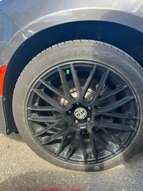 Set of 4 Goodyear winter tires 245/45R20 on Alloy Rims.