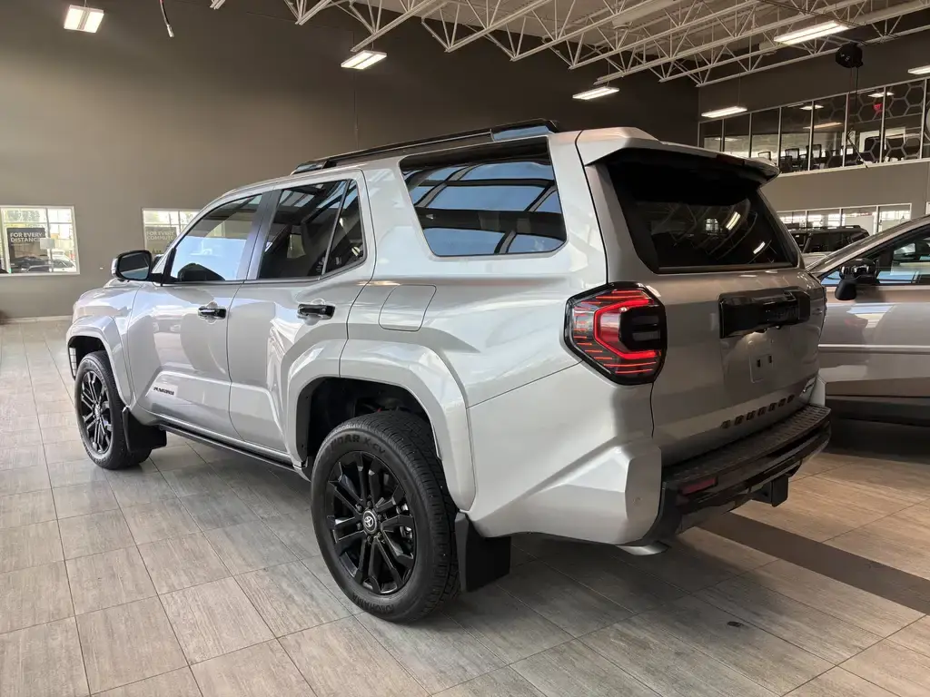 2026 Toyota 4Runner Hybrid - photo 3