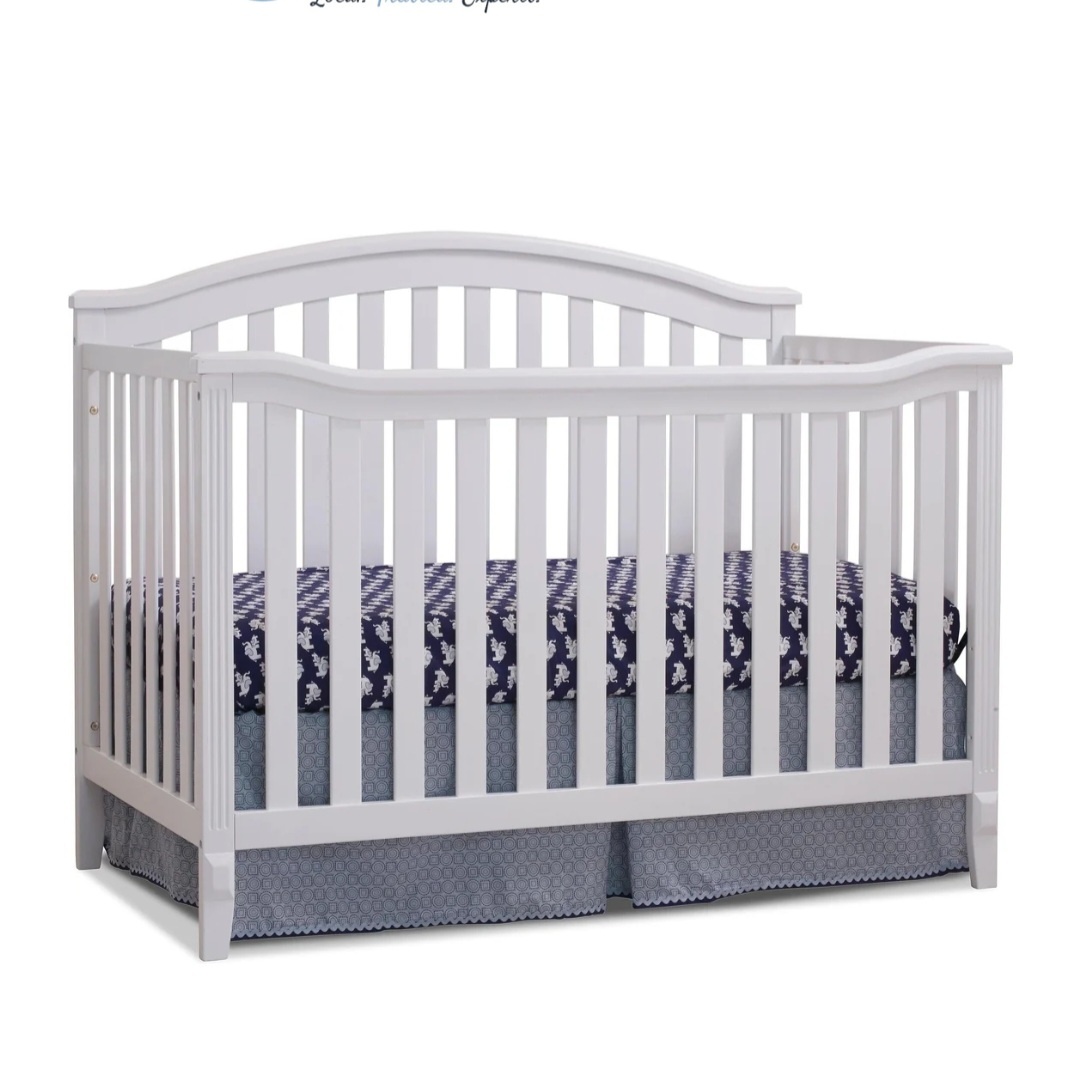 Sorelle Berkley Crib