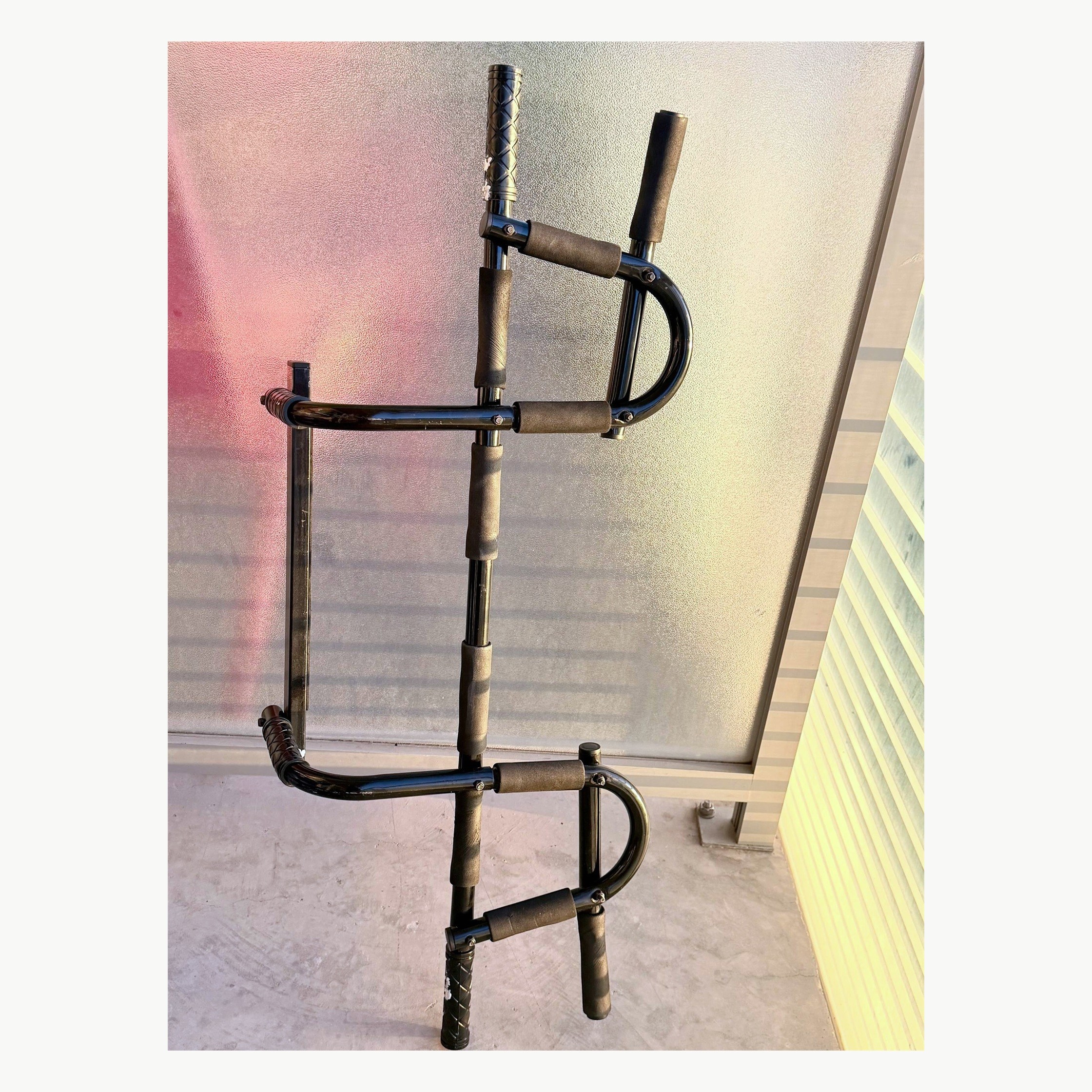 Multi-Grip Doorway Pull-Up Bar