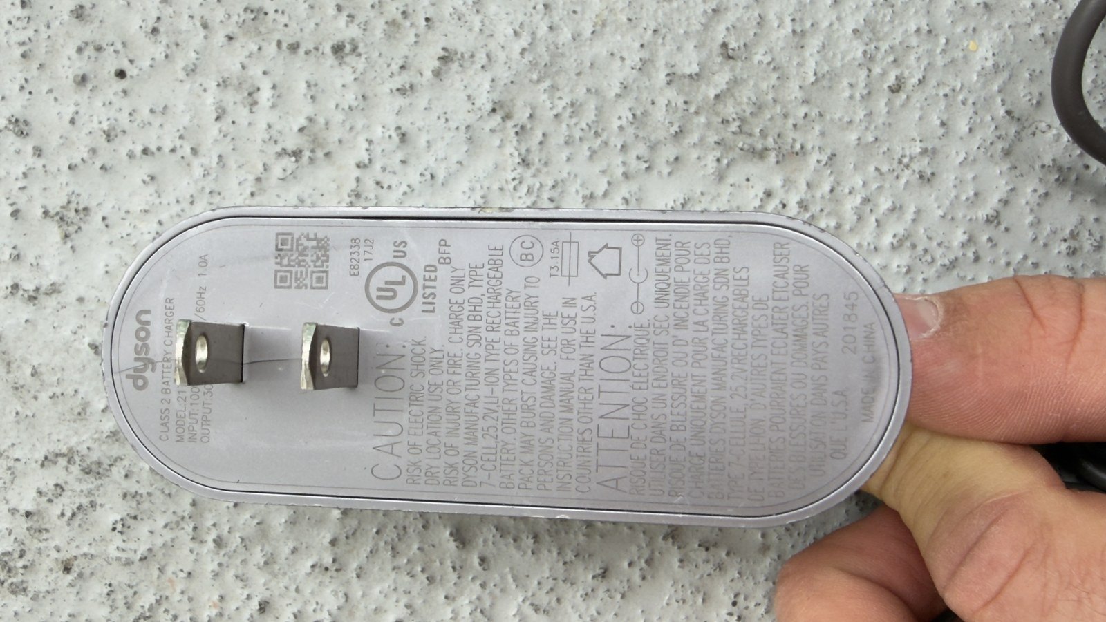 Dyson Vacuum Charger 217160-02 – 30.45V 1.1A, Original - photo 2