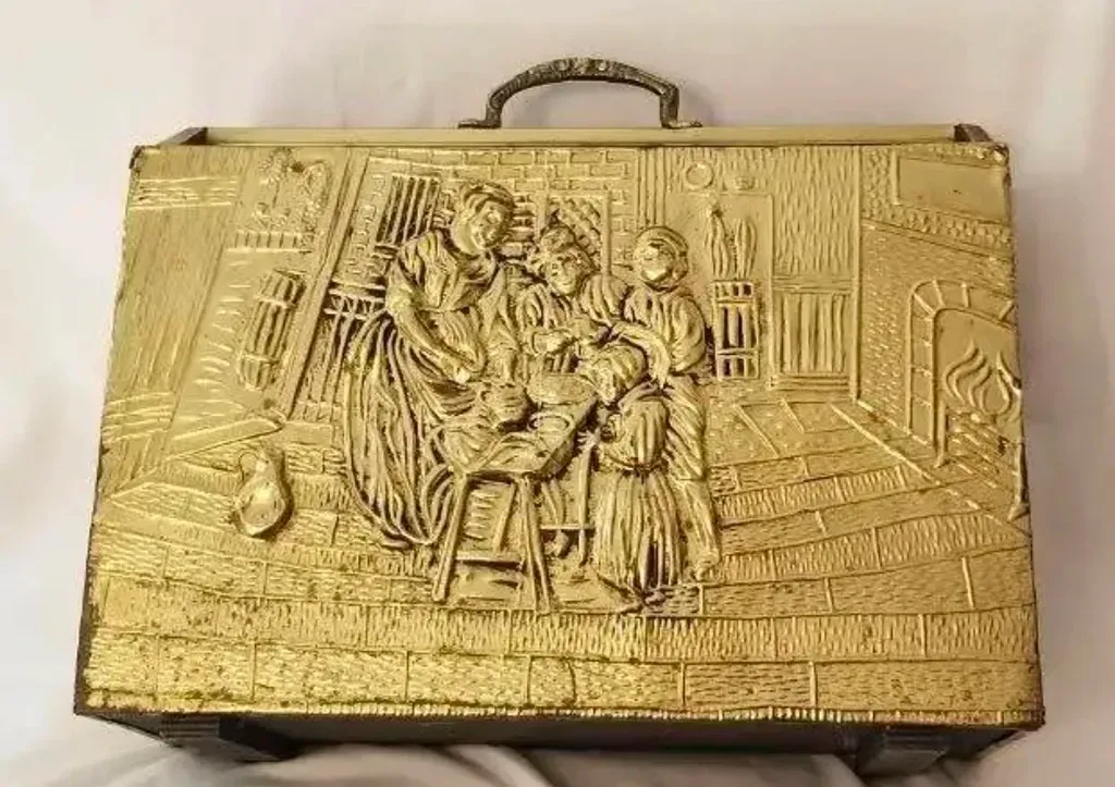 Vintage Brass Decorative Magazine Holder - photo 2