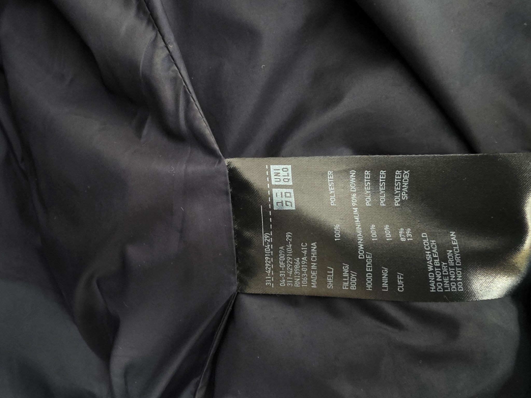 Uniqlo Men's Seamless Down Parka — Size M — Dark Navy — Used - photo 4