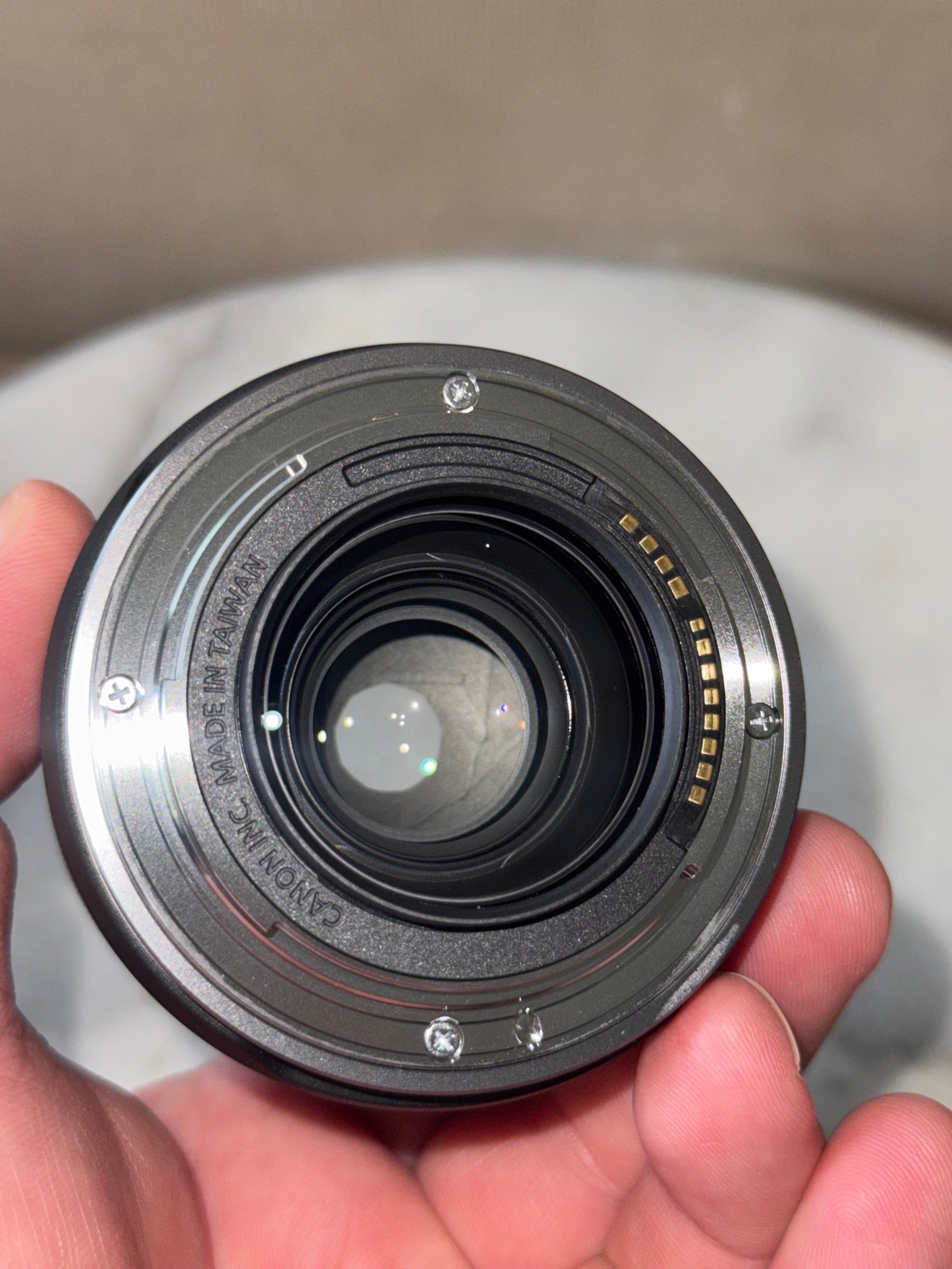 Canon RF 35mm f/1.8 Macro IS STM Lens - photo 3