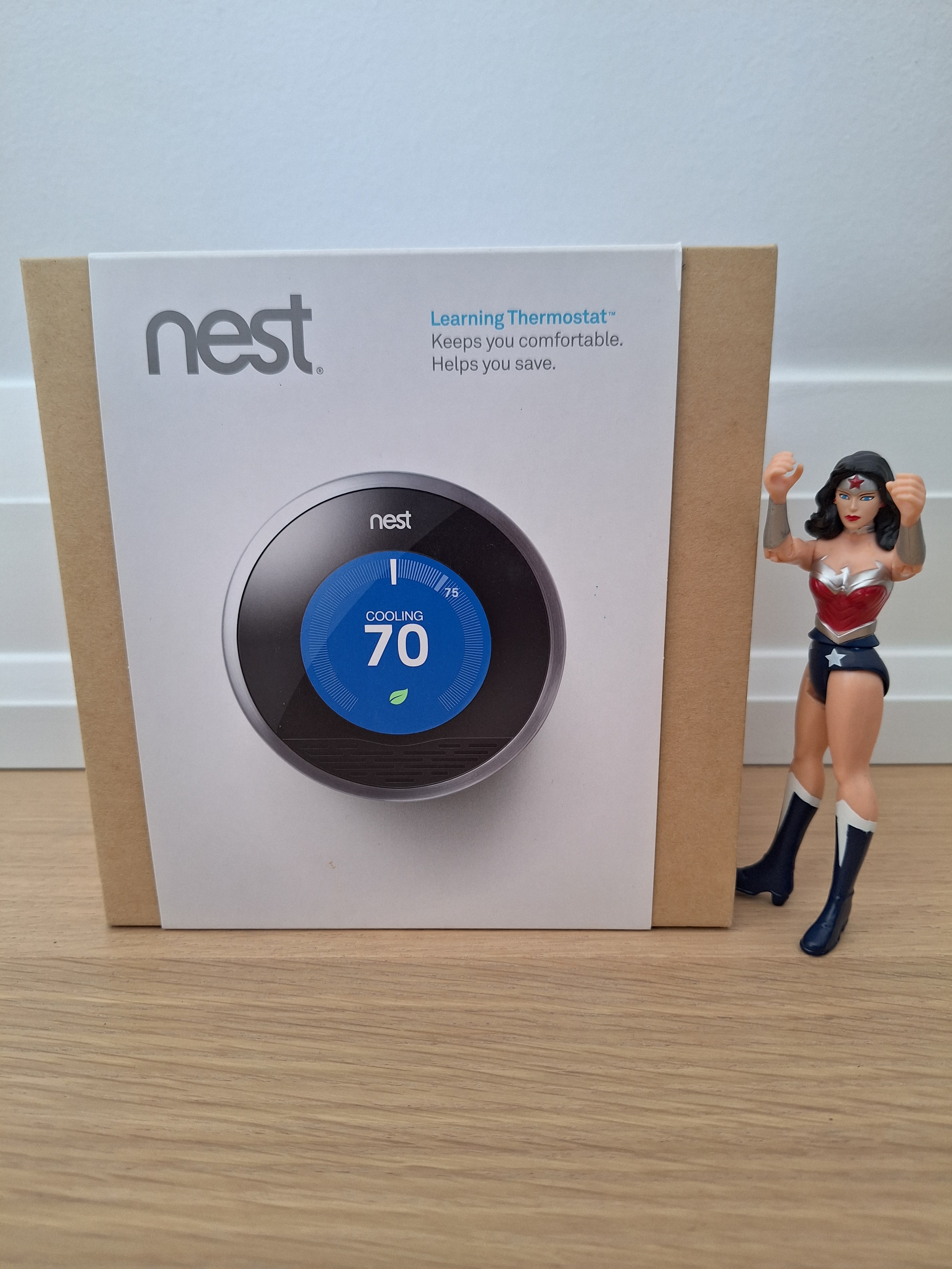 Nest Learning Thermostat, 1st Gen, complete w/ box - photo 3