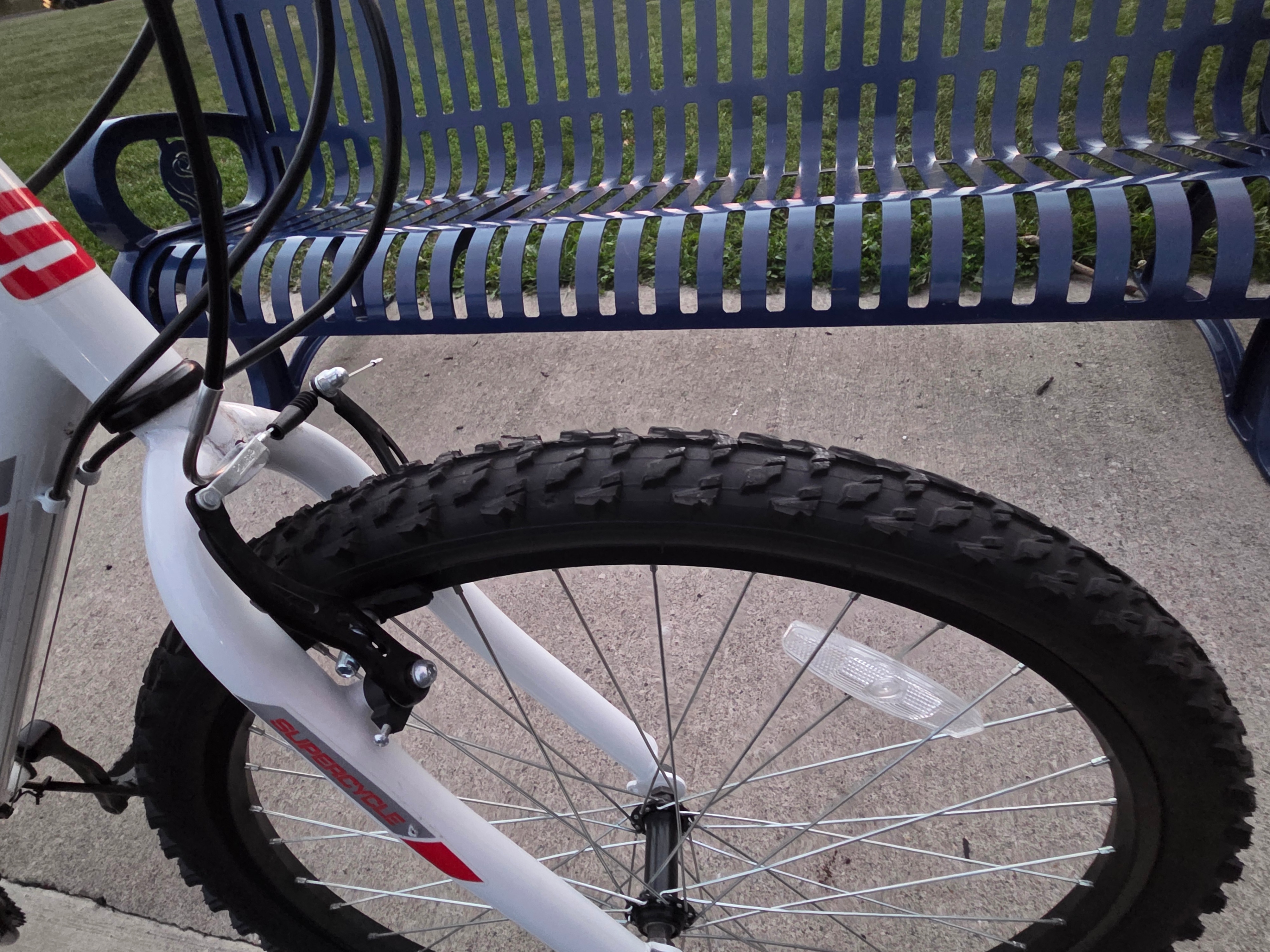 Supercycle Reaction Hardtail Mountain Bike, 26-in, White - photo 3