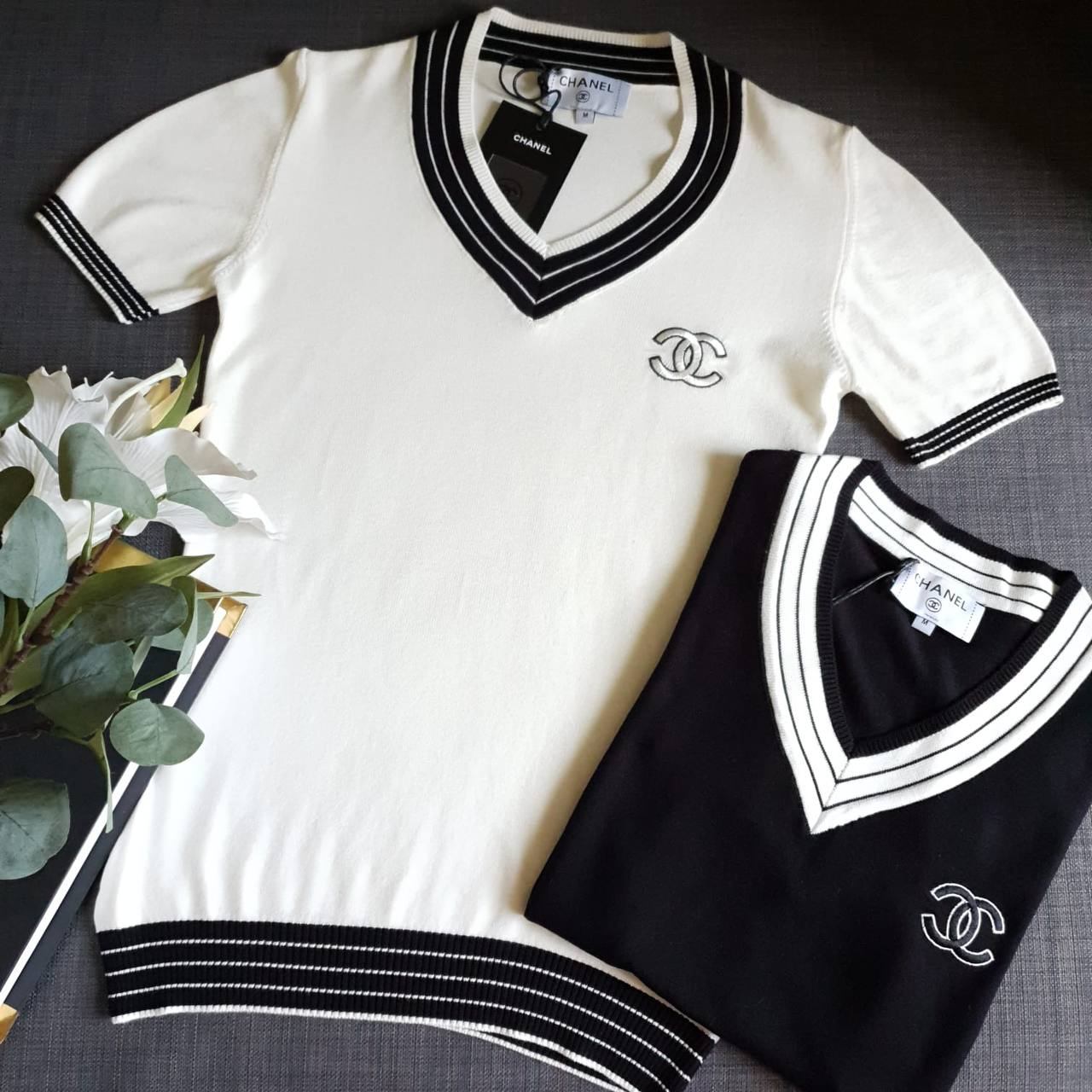 Chanel Women’s White V-Neck Knit Top Stretch Cotton XL - photo 2