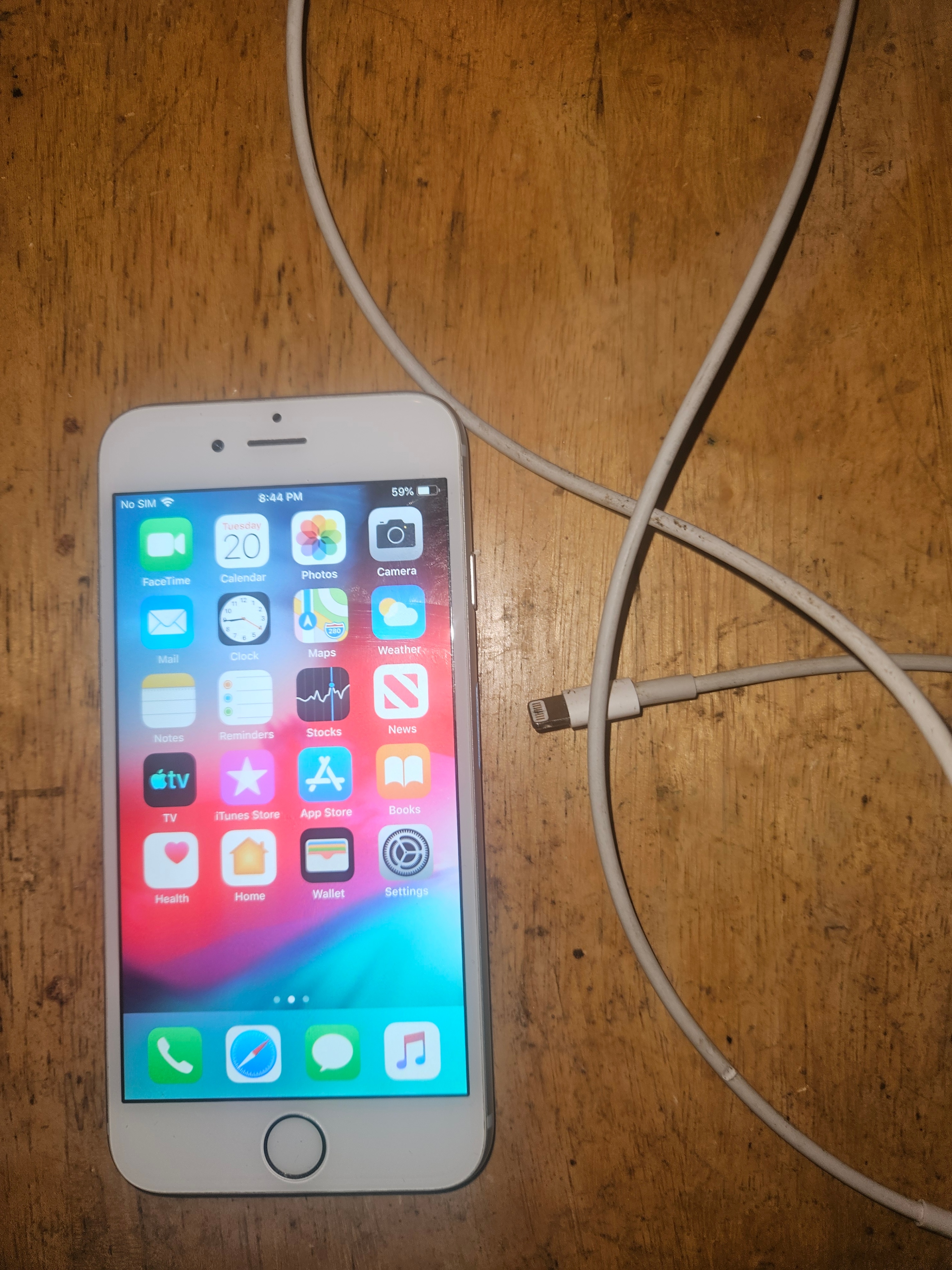 IPHONE 6----16 GB---WIFI ONLY------NO CELLULAR SERVICE