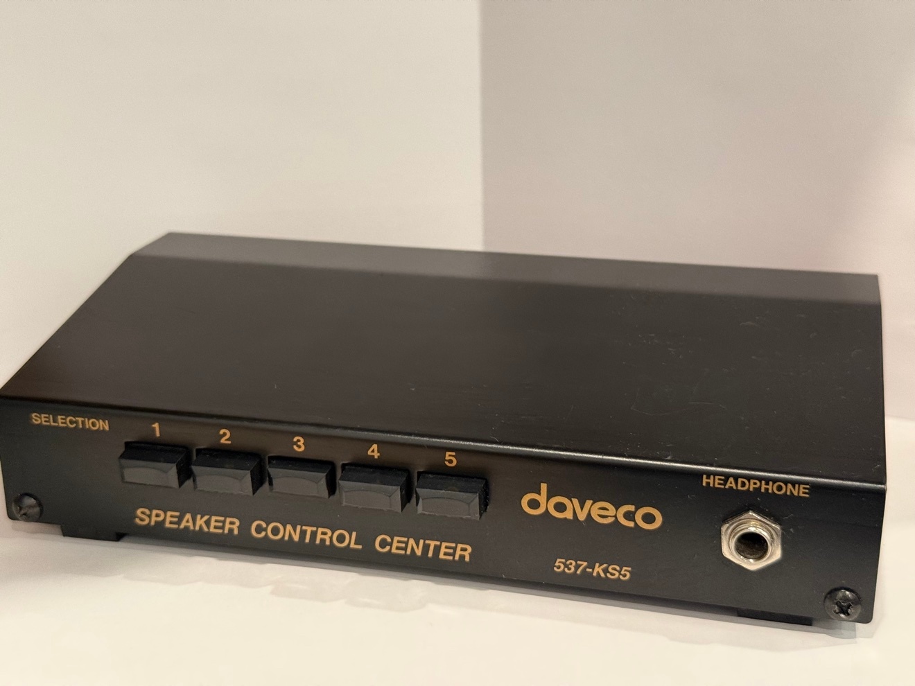 Daveco 537-KS5 Speaker Selector – 5-Pair Speaker Control Center