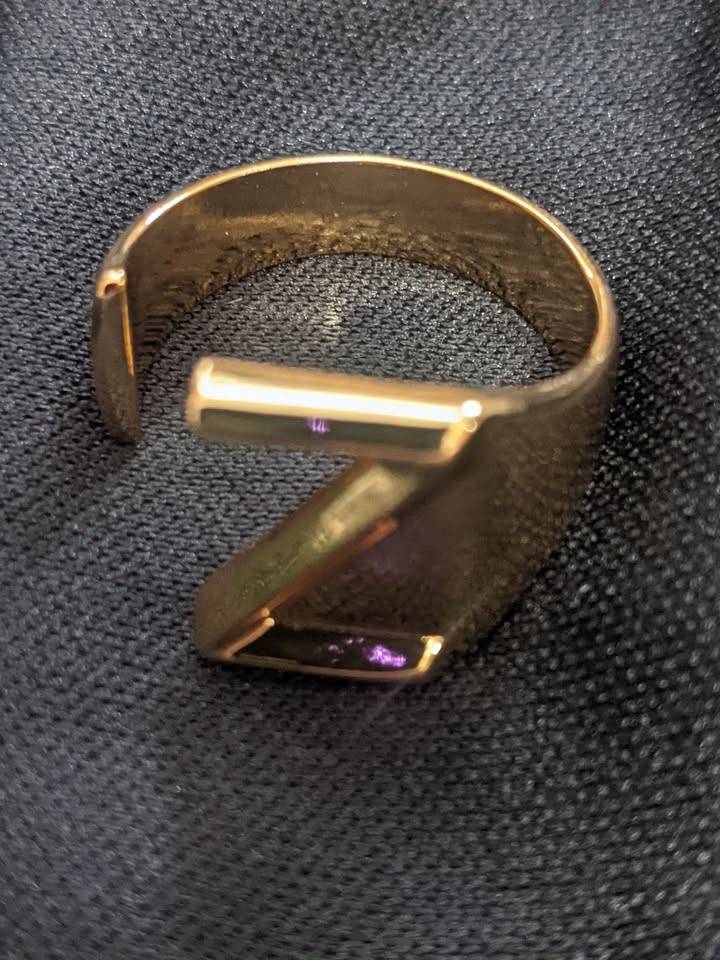Keystyle GoldChic Jewelry Gold Bold Initial Letter Z (or N) - photo 2