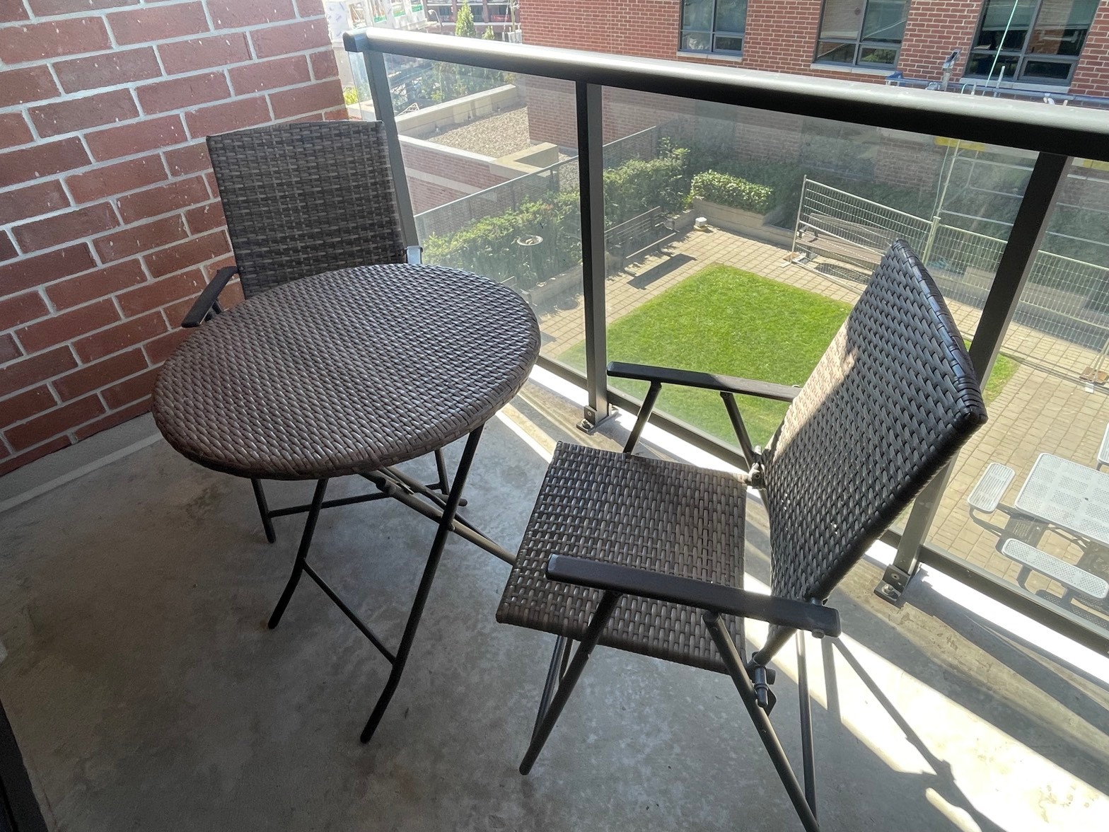 Patio bistro set, table + 2 chairs