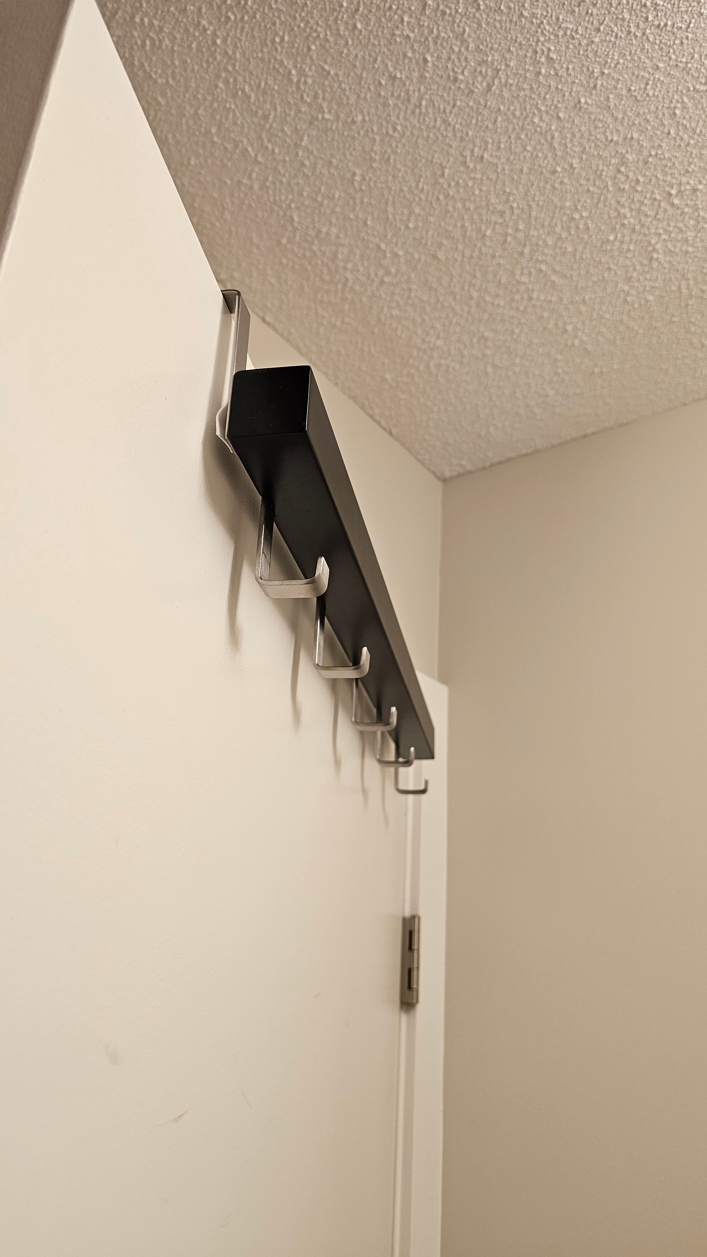 IKEA TJUSIG Wall/Door Rack + TJABBIG Basket - photo 2
