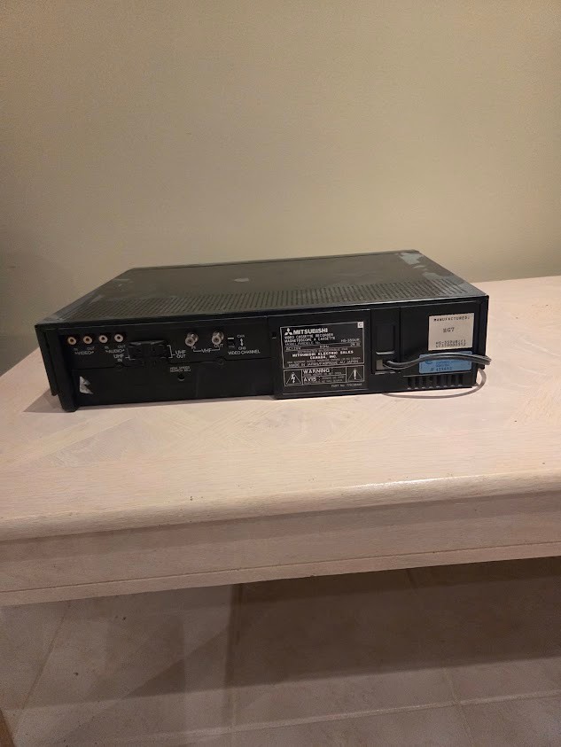 Vintage Mitsubishi VHS VCR - photo 2