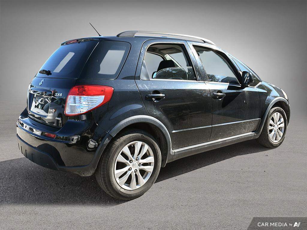 2013 Suzuki SX4 - photo 4