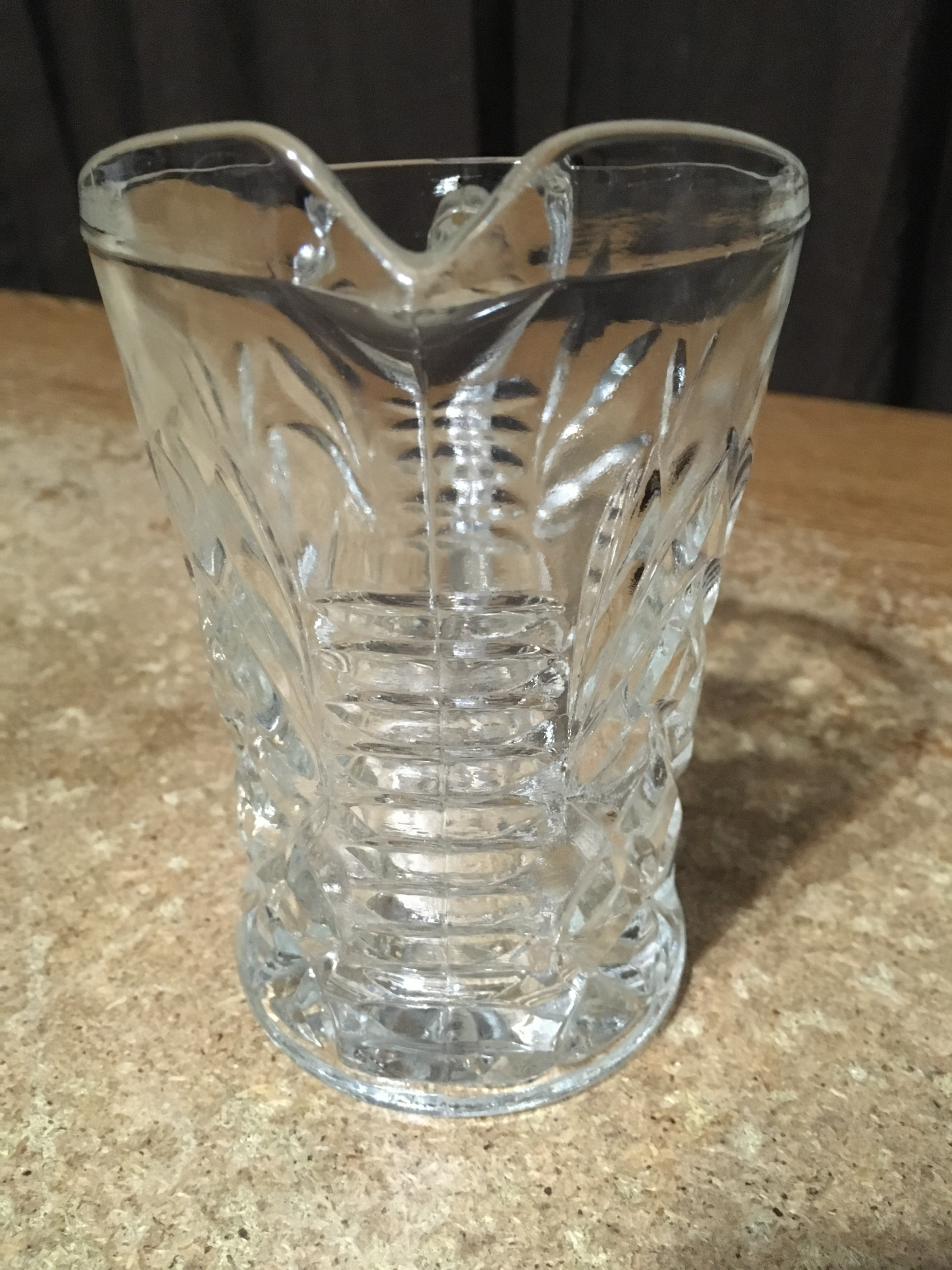 VINTAGE ANCHOR HOCKING PINEAPPLE CUT GLASS CLEAR PITCHER CREAMER - photo 3