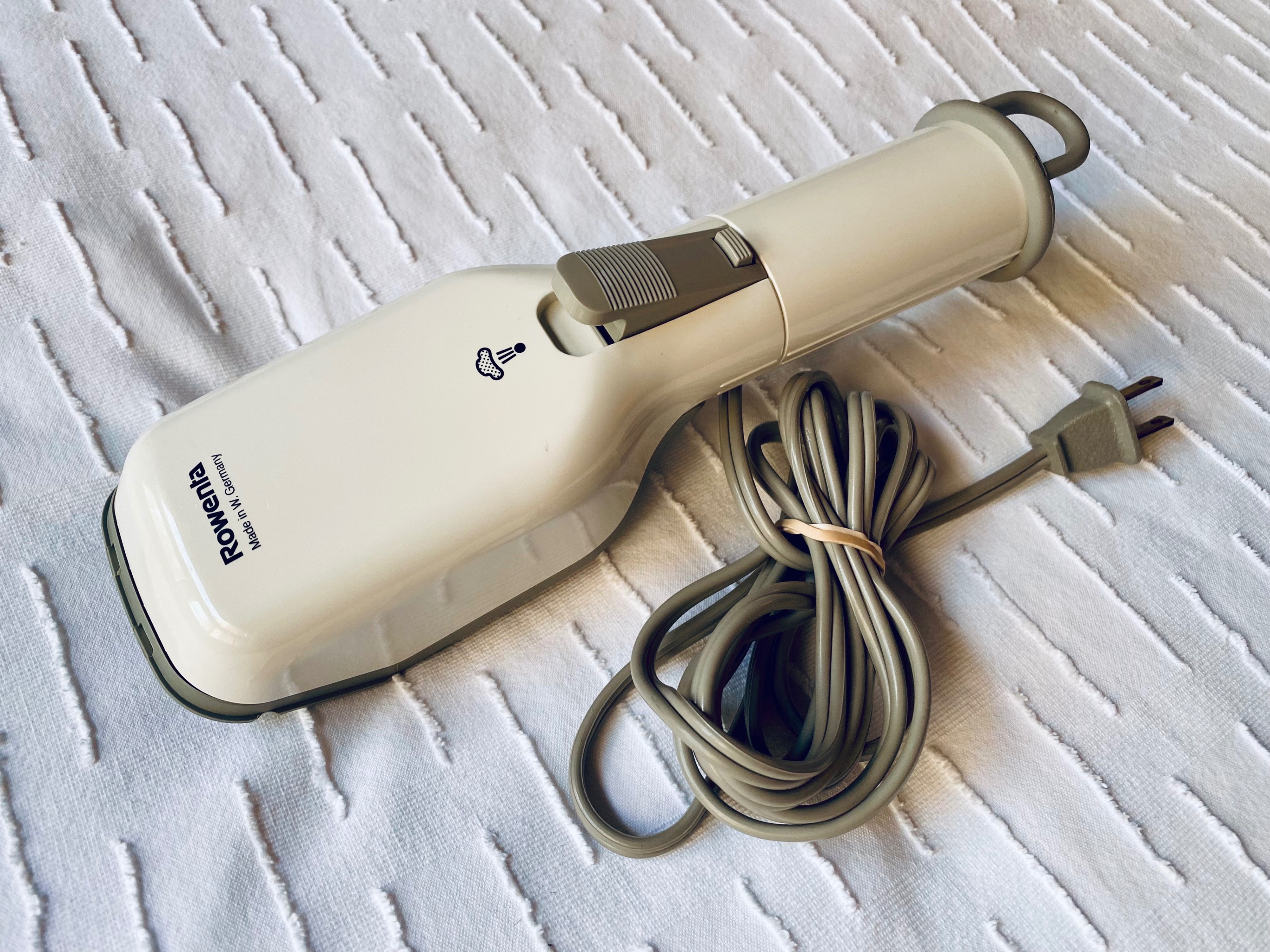 Rowenta Handheld Garment Steamer – Made in Germany 🇩🇪 - photo 3
