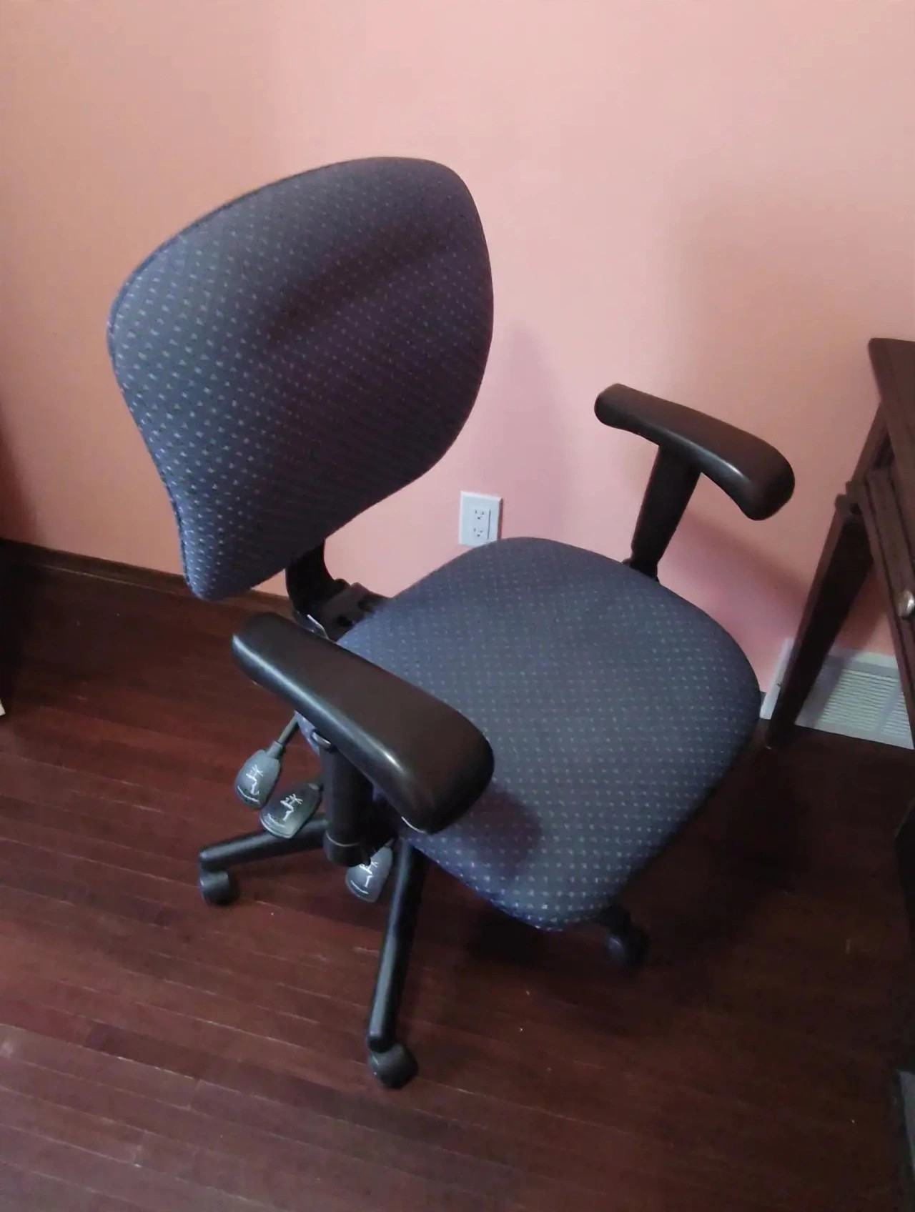 Moving Sale — Full Furniture Lot $850 (takes all) - photo 4