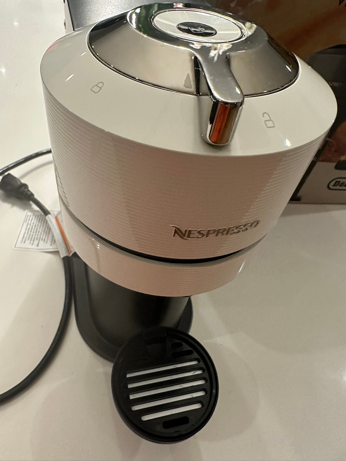 Nespresso coffee machine - photo 3