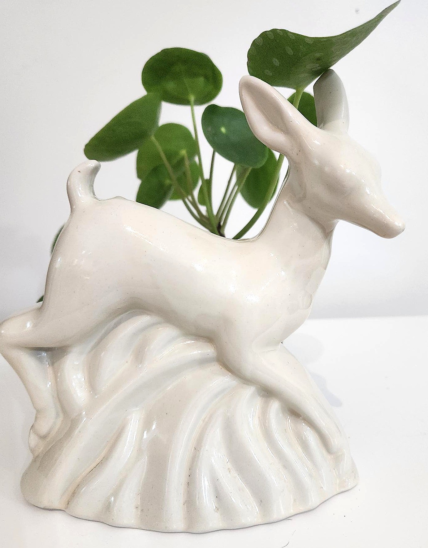 Vintage Niloak-style Pottery White Glaze Deer Planter Figurine - photo 3