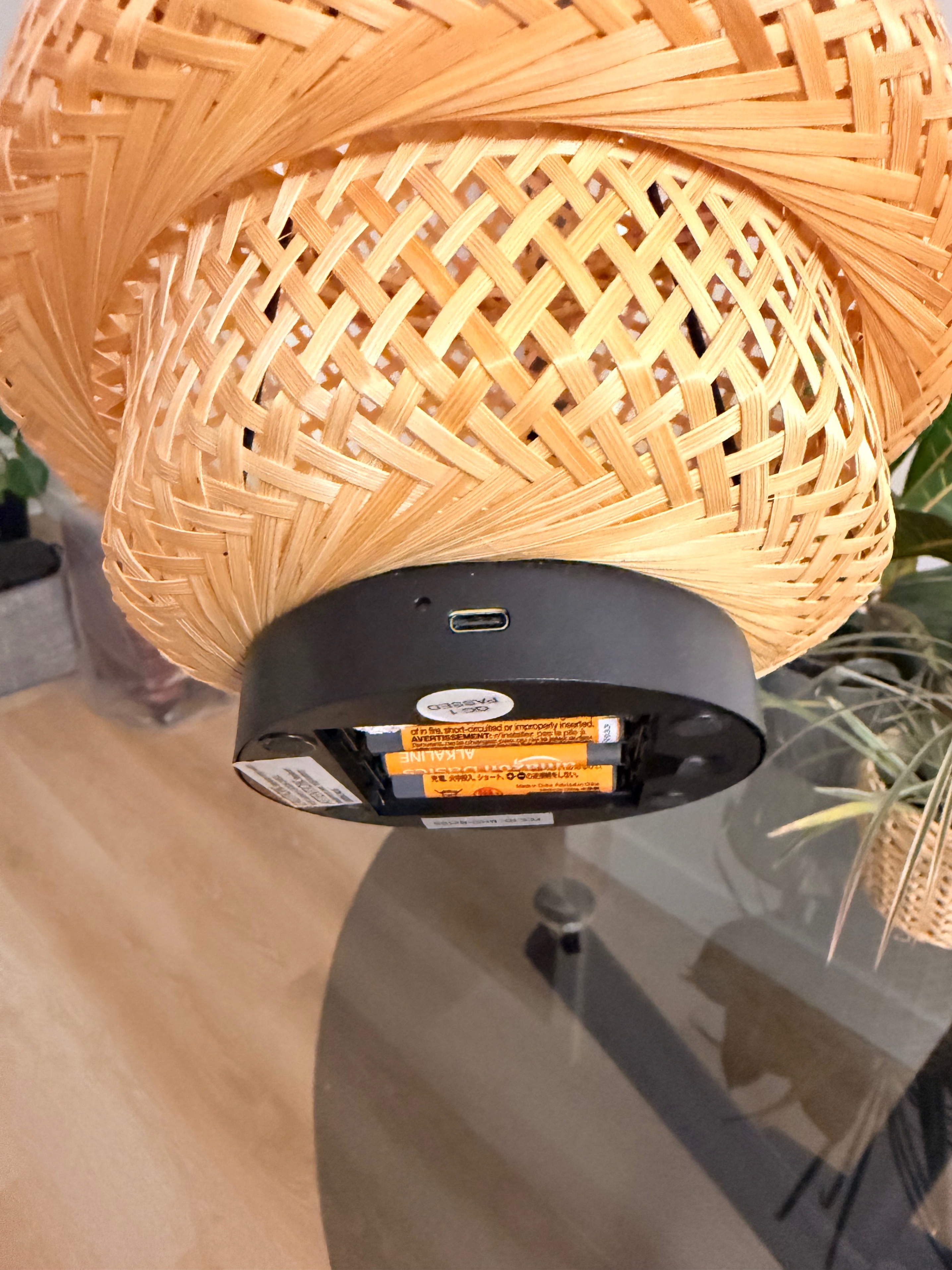 IKEA Table Lamp - photo 2