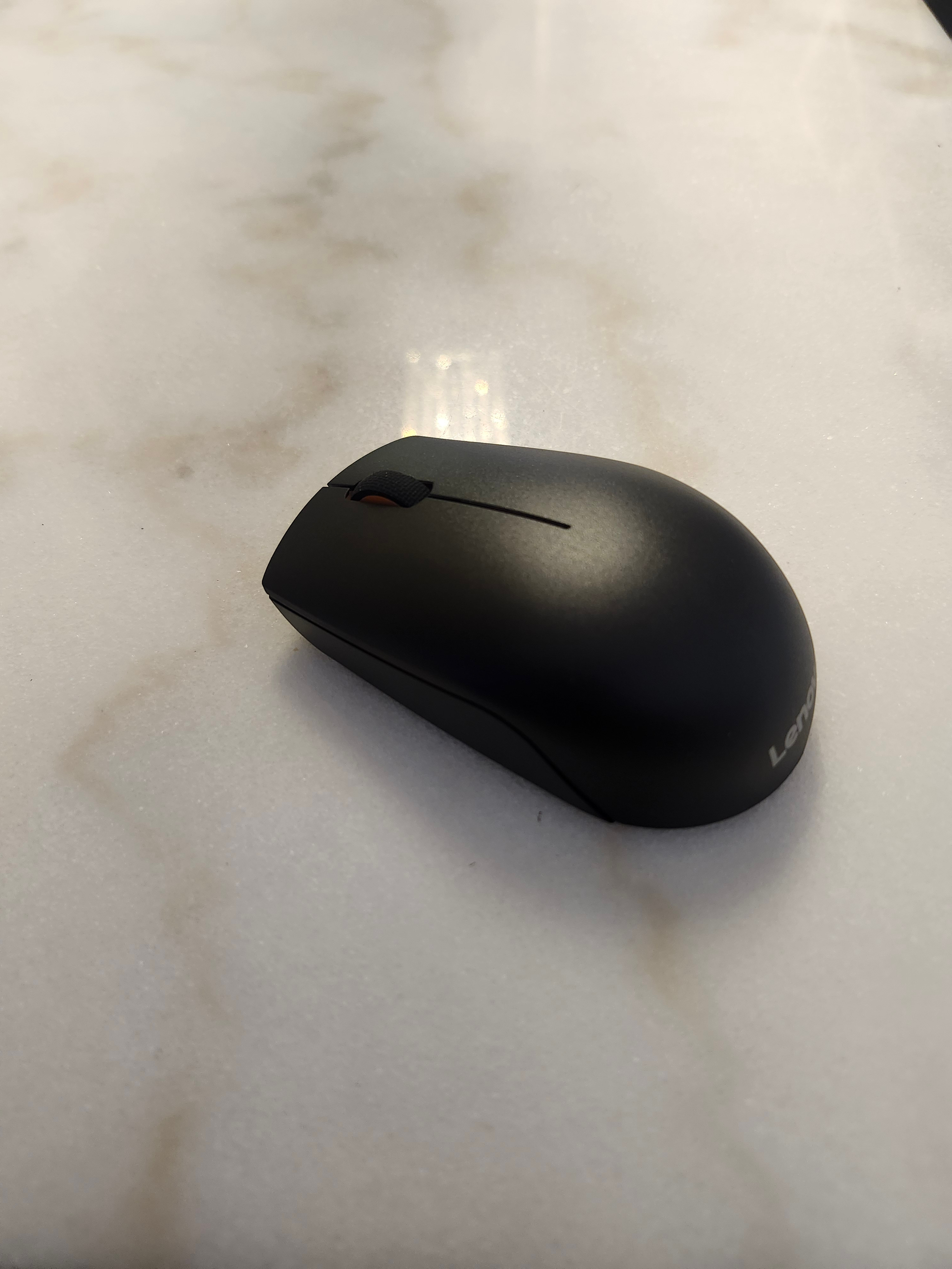 Lenovo 300 Wireless Compact Mouse - photo 3
