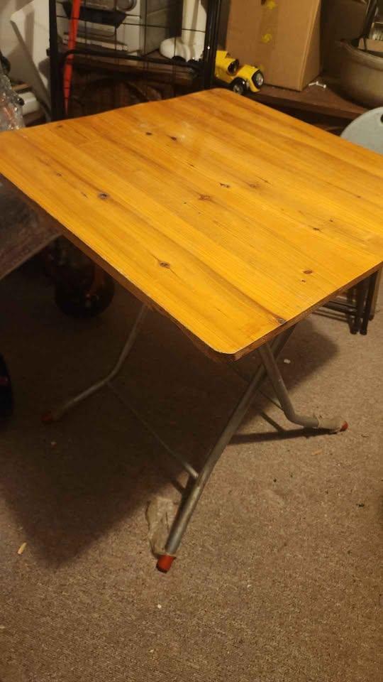 Laminate Folding Table, Wood-Grain Top, Metal Frame