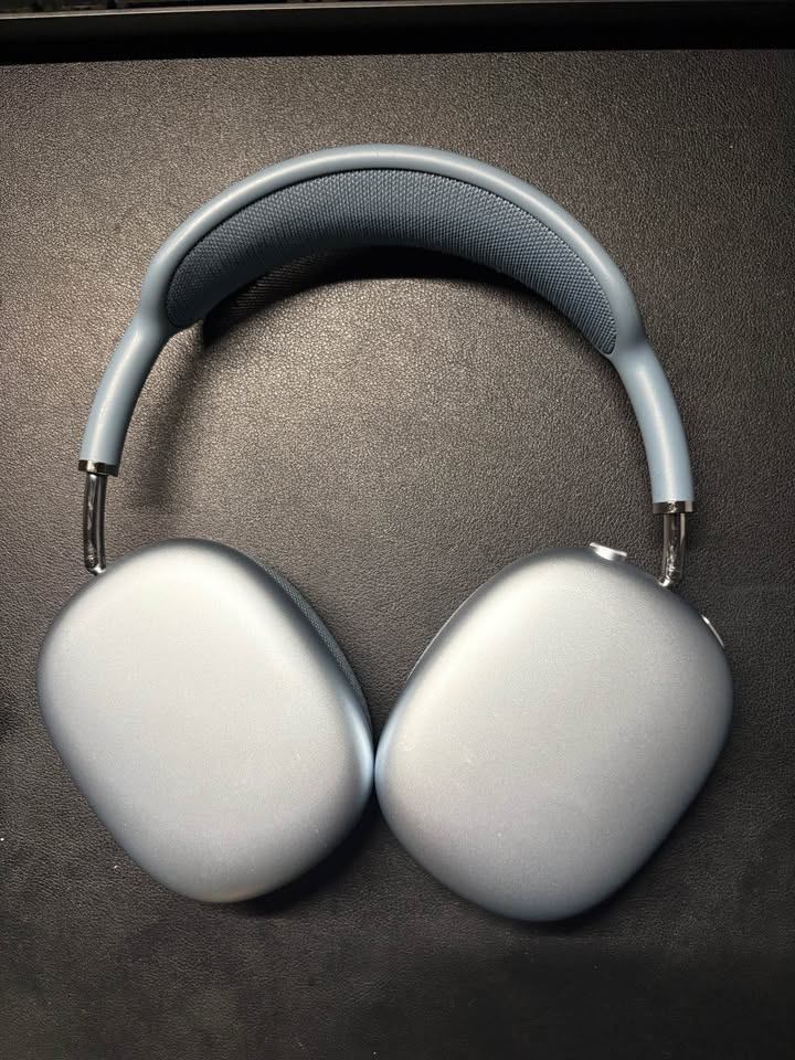 AirPods Max Gen 1 USB c