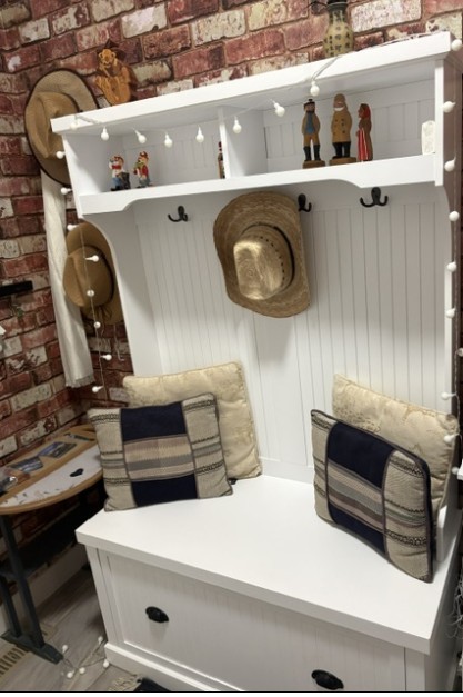White Entryway Hall Tree / Storage Bench