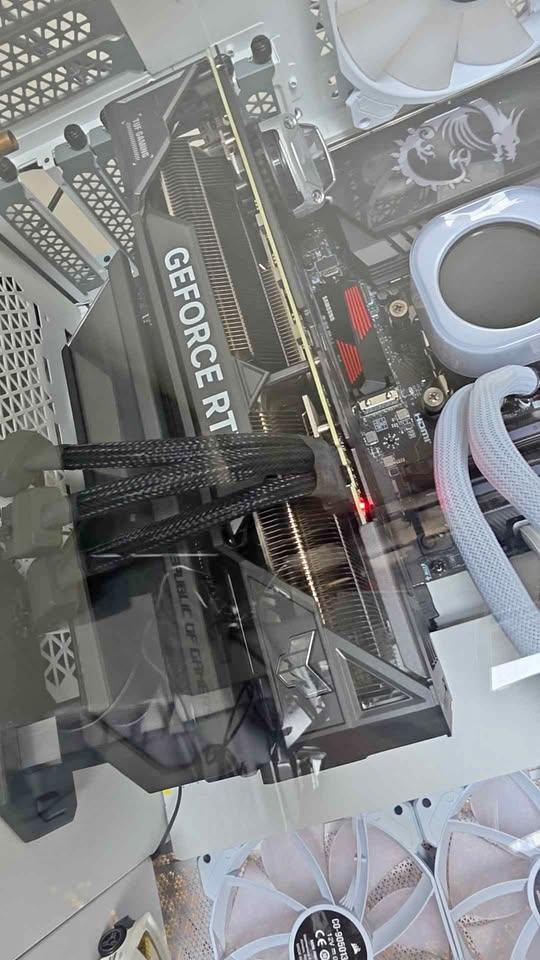 ASUS TUF Gaming RTX 4070 Ti OC 12GB GDDR6X – Like New - photo 2