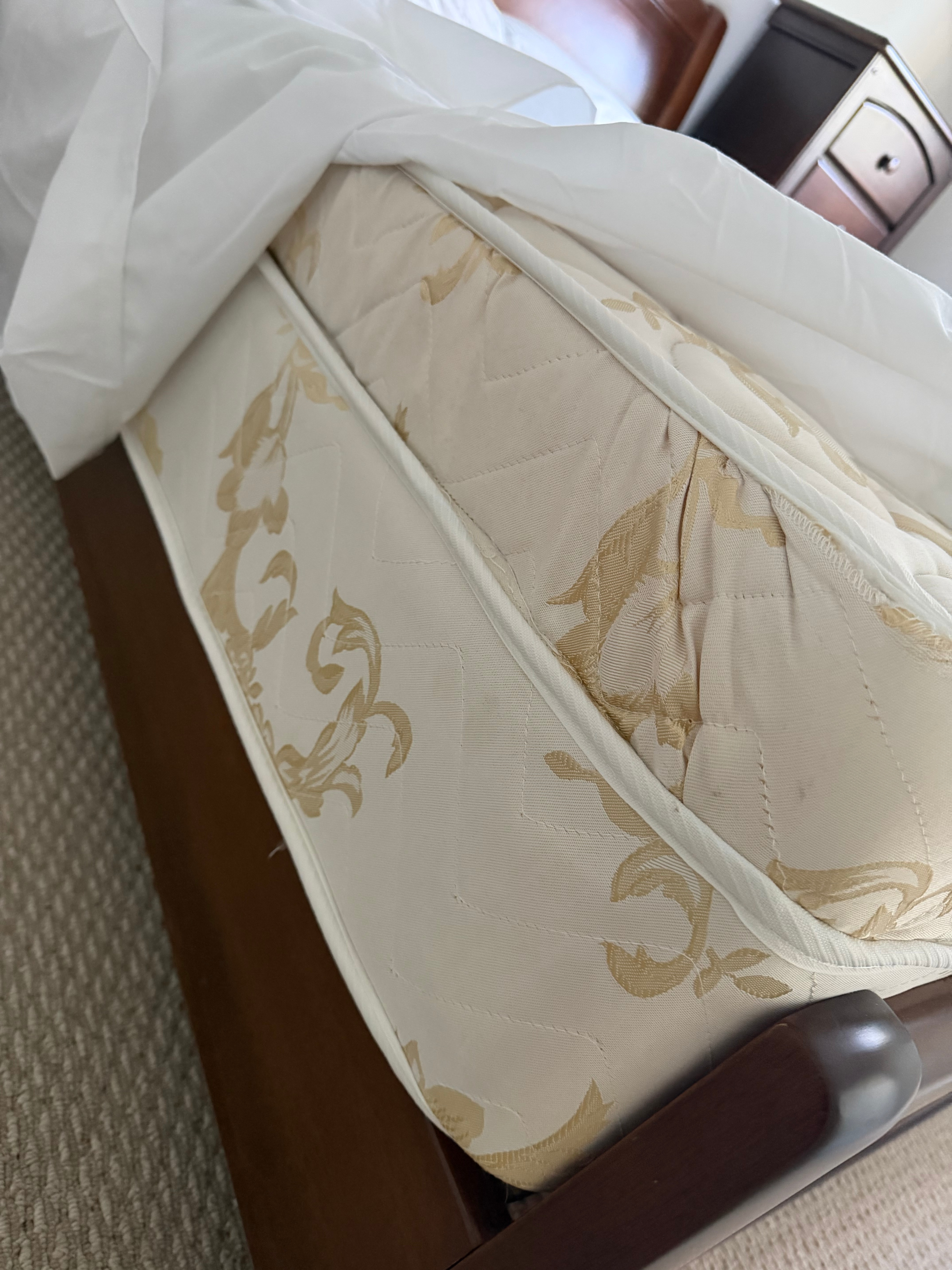 Queen Wood Sleigh Bed + Spring Mattress - photo 2