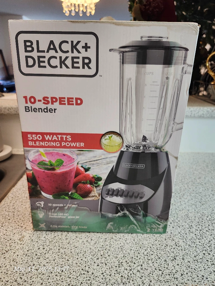 New Blender Black+Decker 10-Speed Blender - 550 Watts