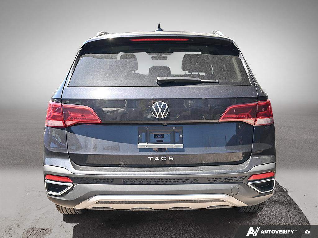 2024 Volkswagen Taos - photo 2