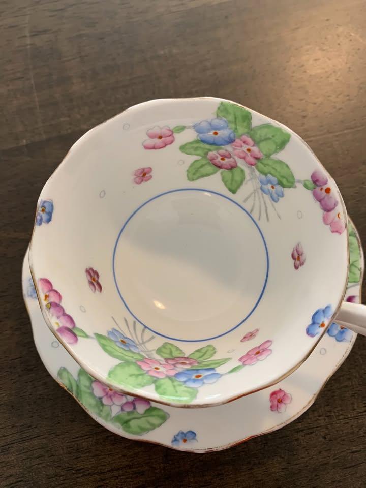 Royal Albert Bone China Tea Cup and Saucer - photo 2