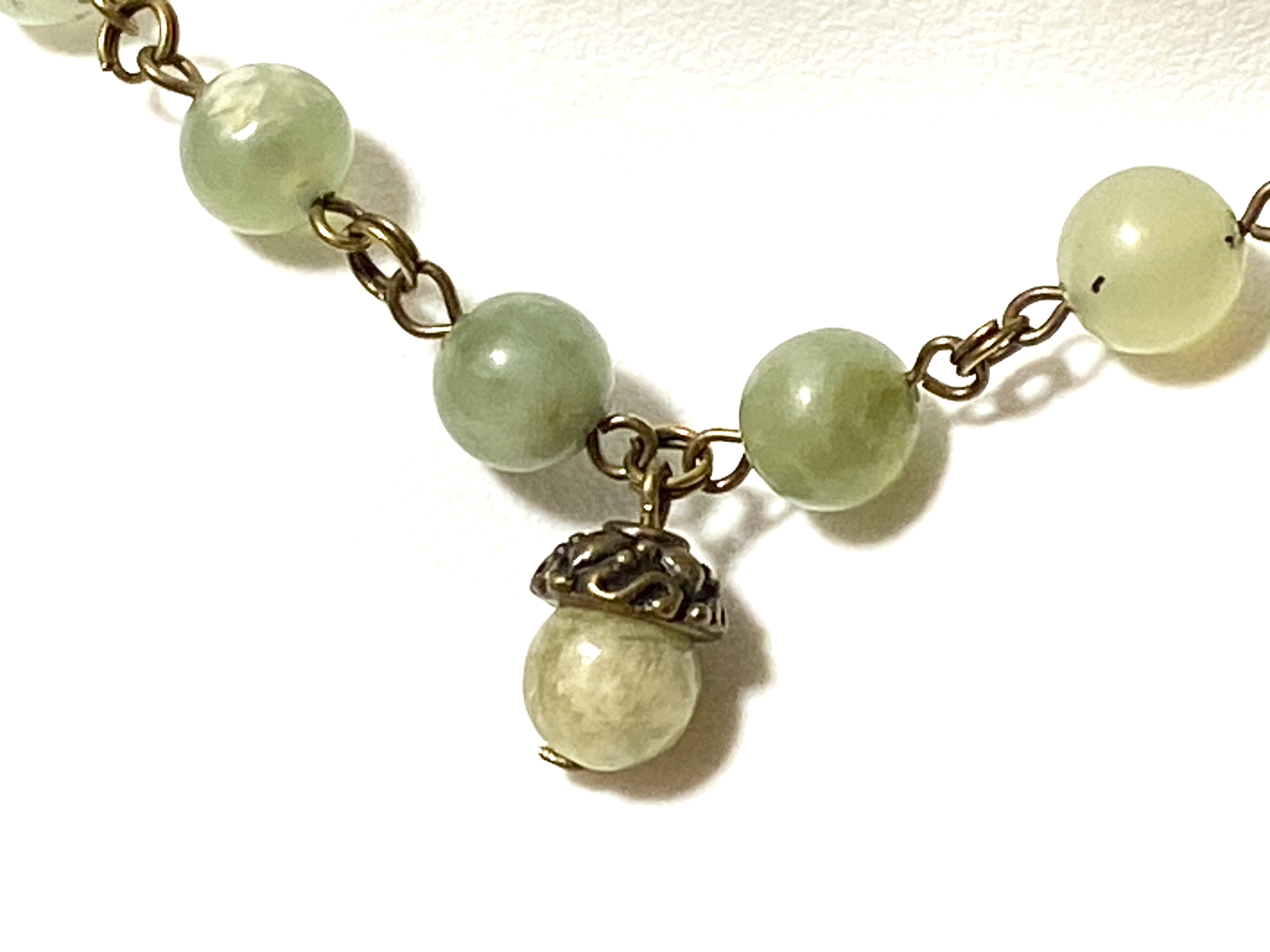 Mint Green Serpentine Short Necklace, Cute Bronze Acorn Pendant