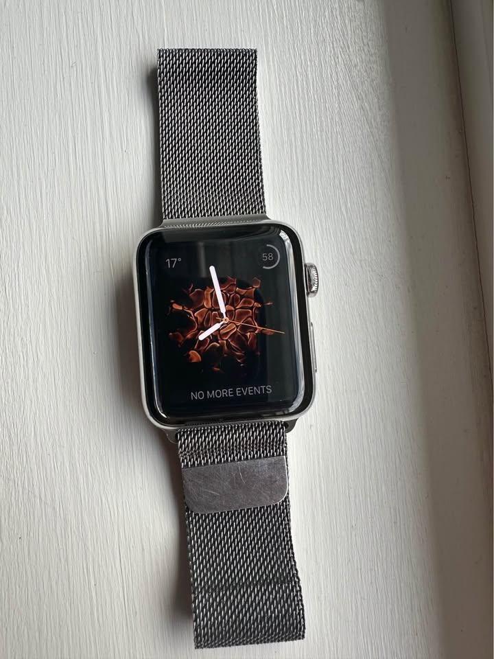 Apple Watch Series 2 42mm Stainless Steel