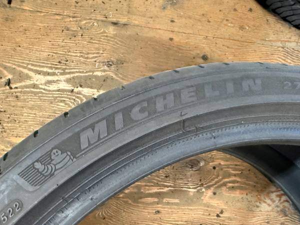 1 X single 275/35/21 Michelin Pilot Sport AS4 TO with 60% tread - photo 4