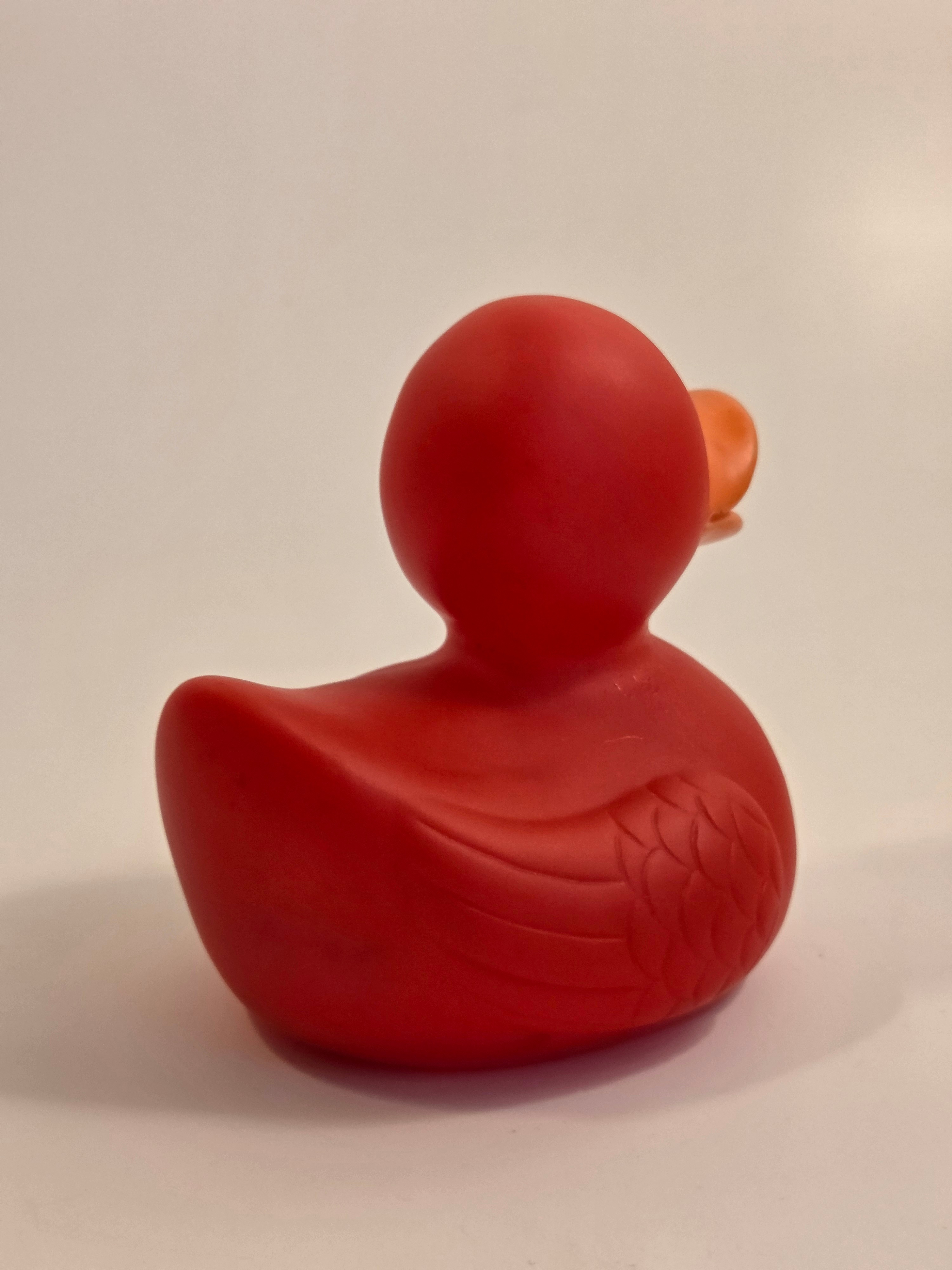 Canada Red Rubber Duck Bath Toy, Maple Leaf - photo 5