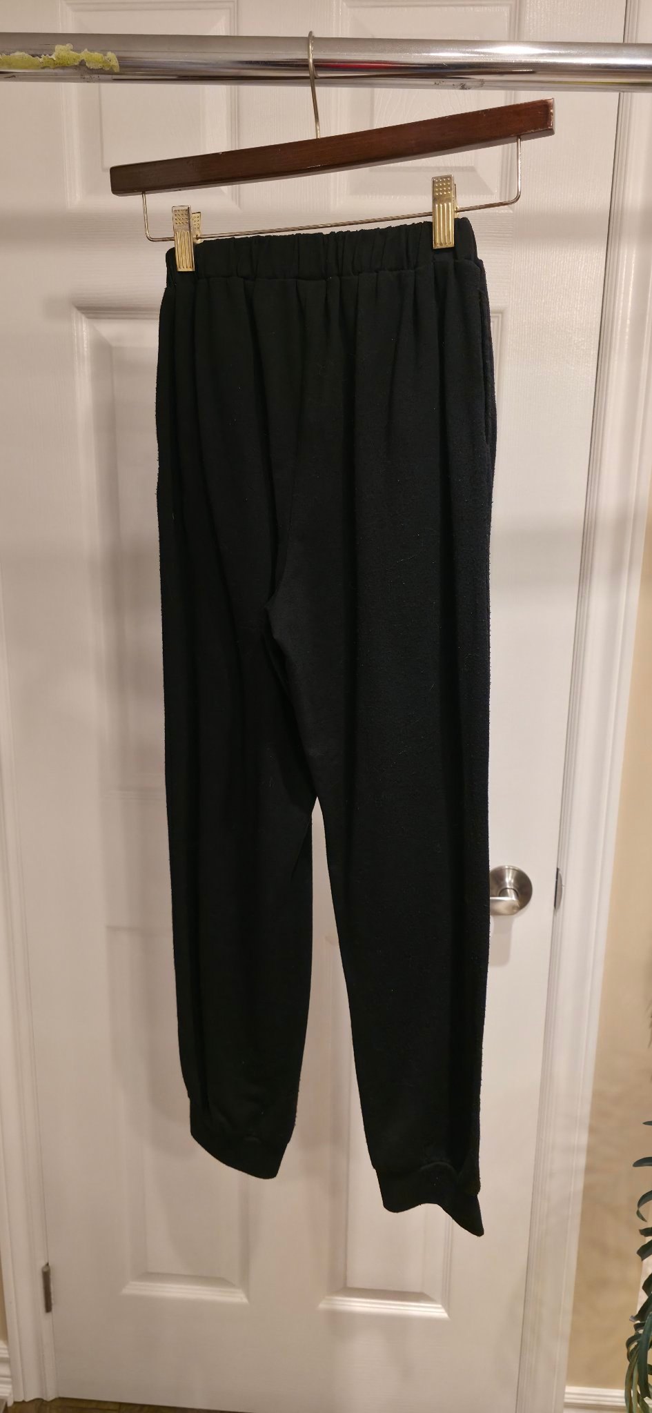 Kids SHEIN 2-piece set size 10Y, graphic tee and joggers - photo 2