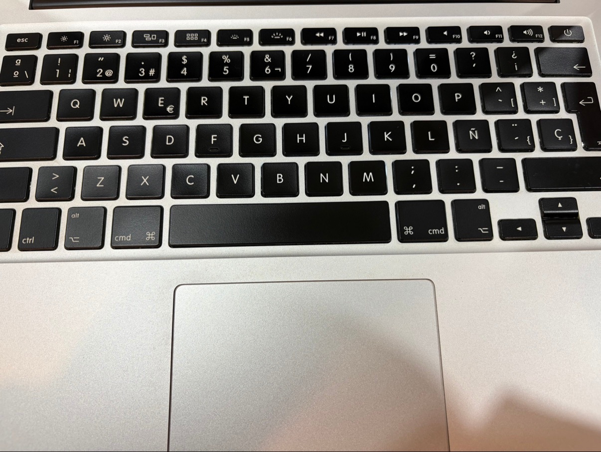 MacBook Air 13-inch (2017) – i5, 8GB RAM, 128GB SSD – $150 - photo 5